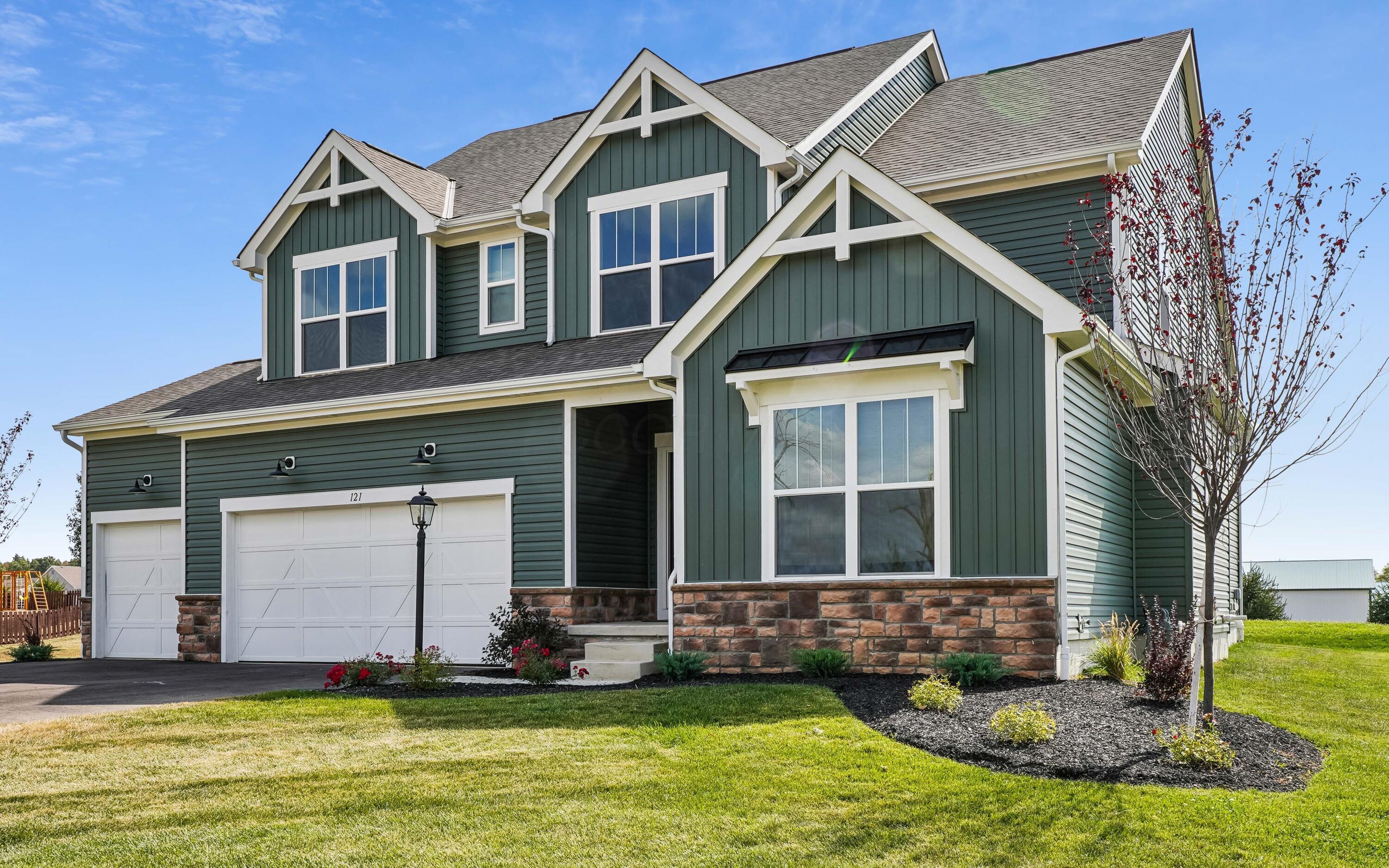 121 Terrier Court Property Photo 1