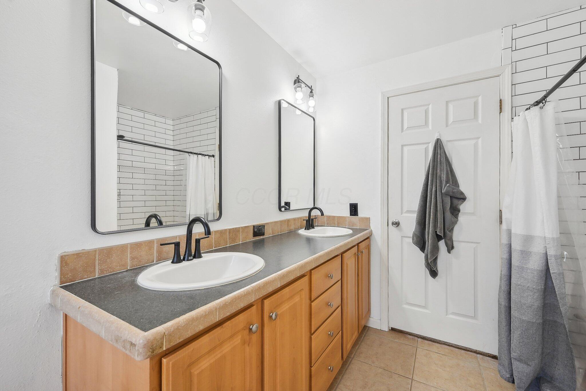 13810 Yankeetown Chenoweth Road Property Photo 29