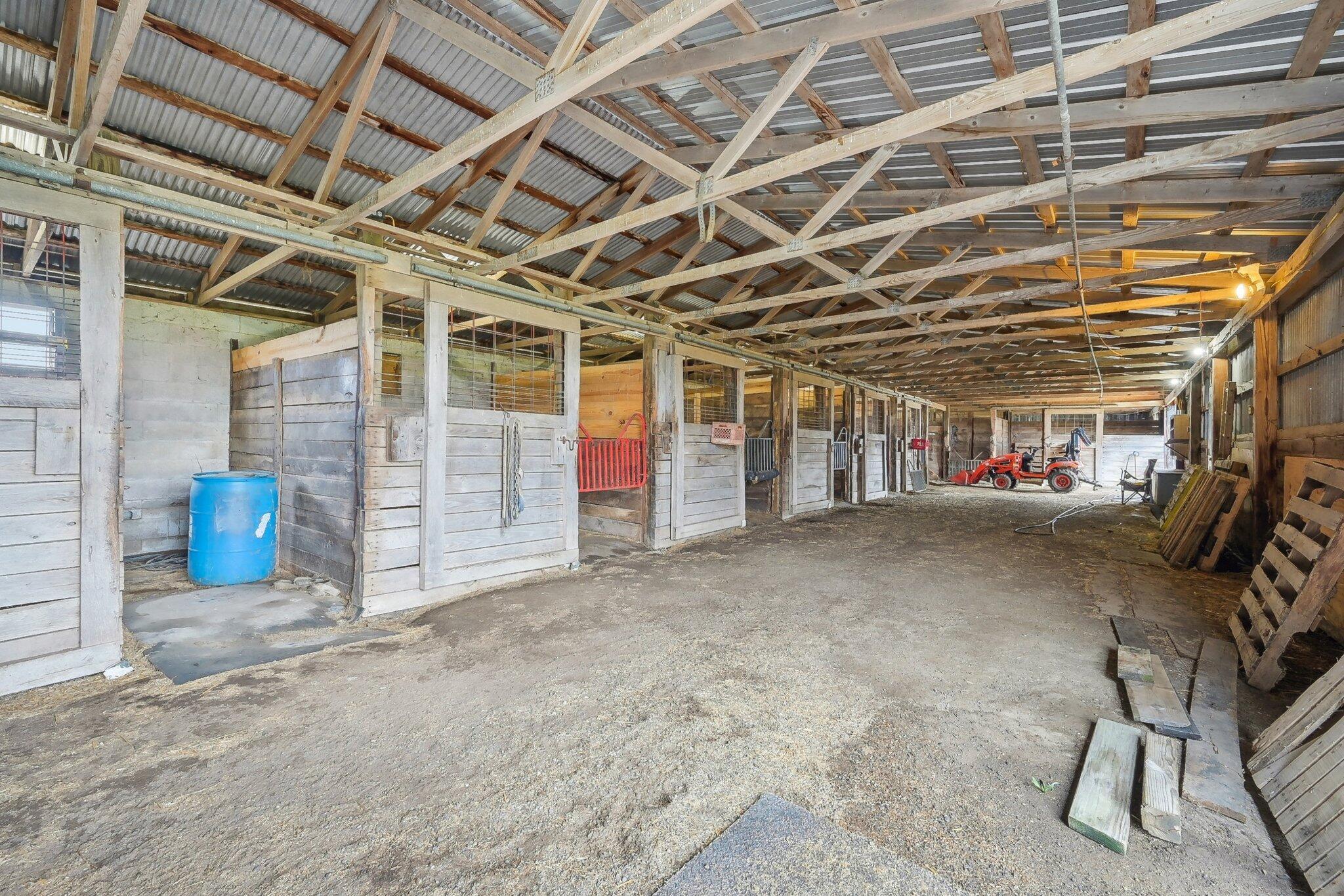 13810 Yankeetown Chenoweth Road Property Photo 37