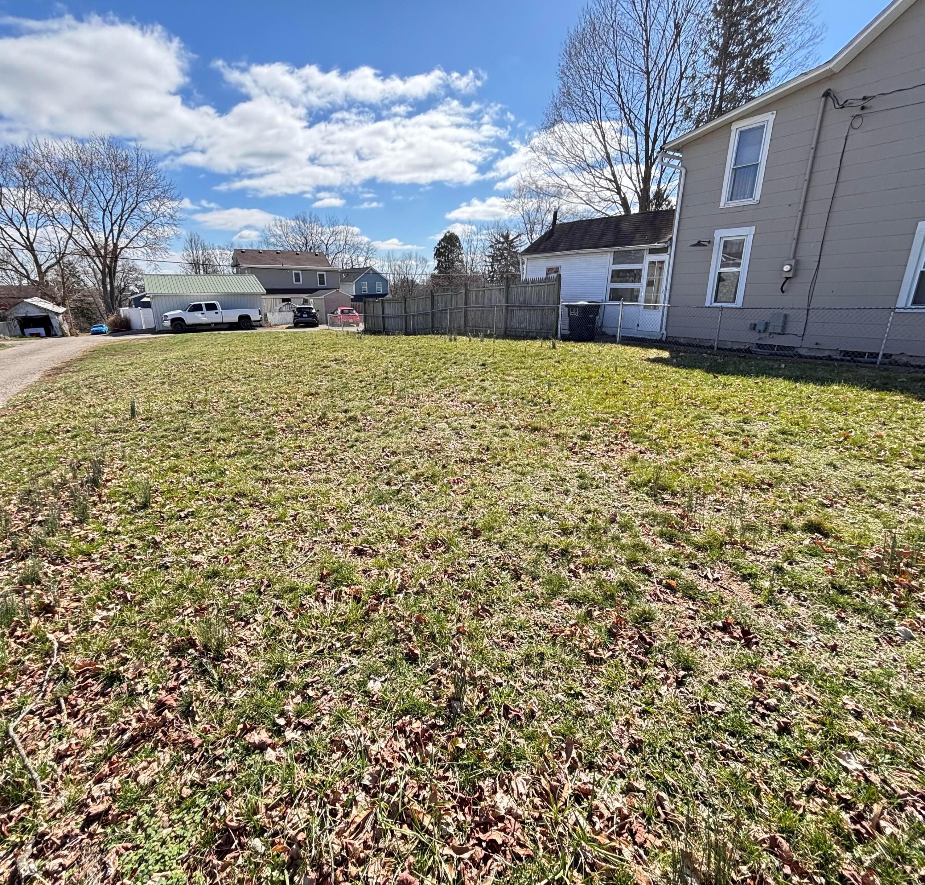 114 S Cedar Avenue Property Photo 2