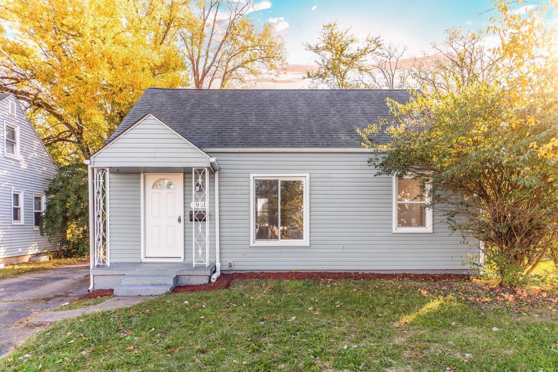 1961 Dartmouth Avenue Property Photo 1
