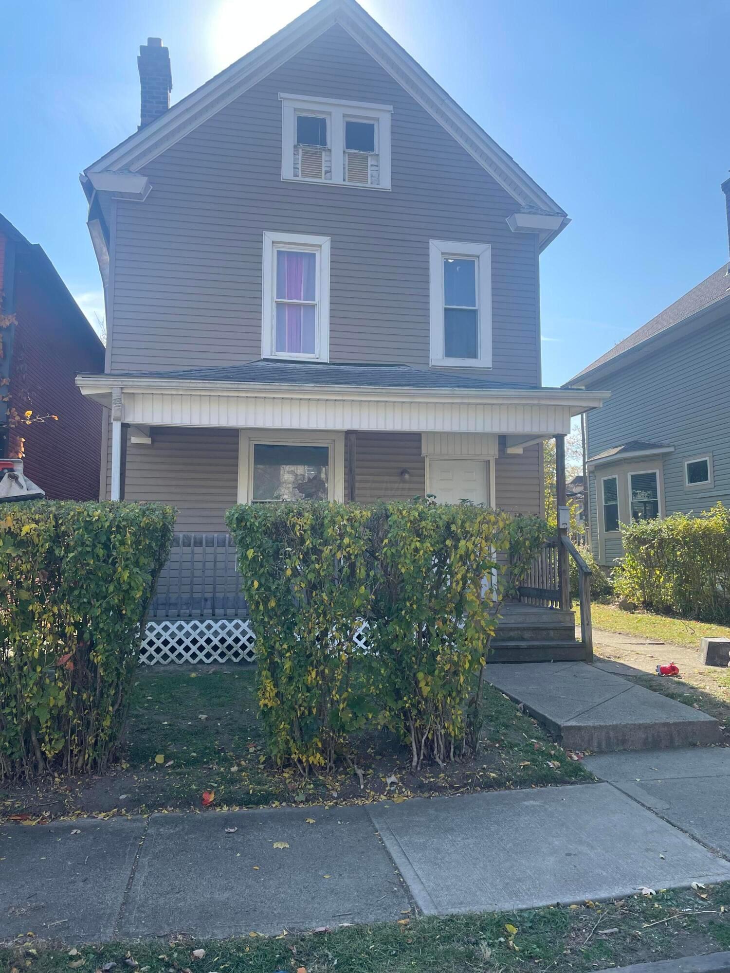 1607 Harvard Avenue Property Photo 1