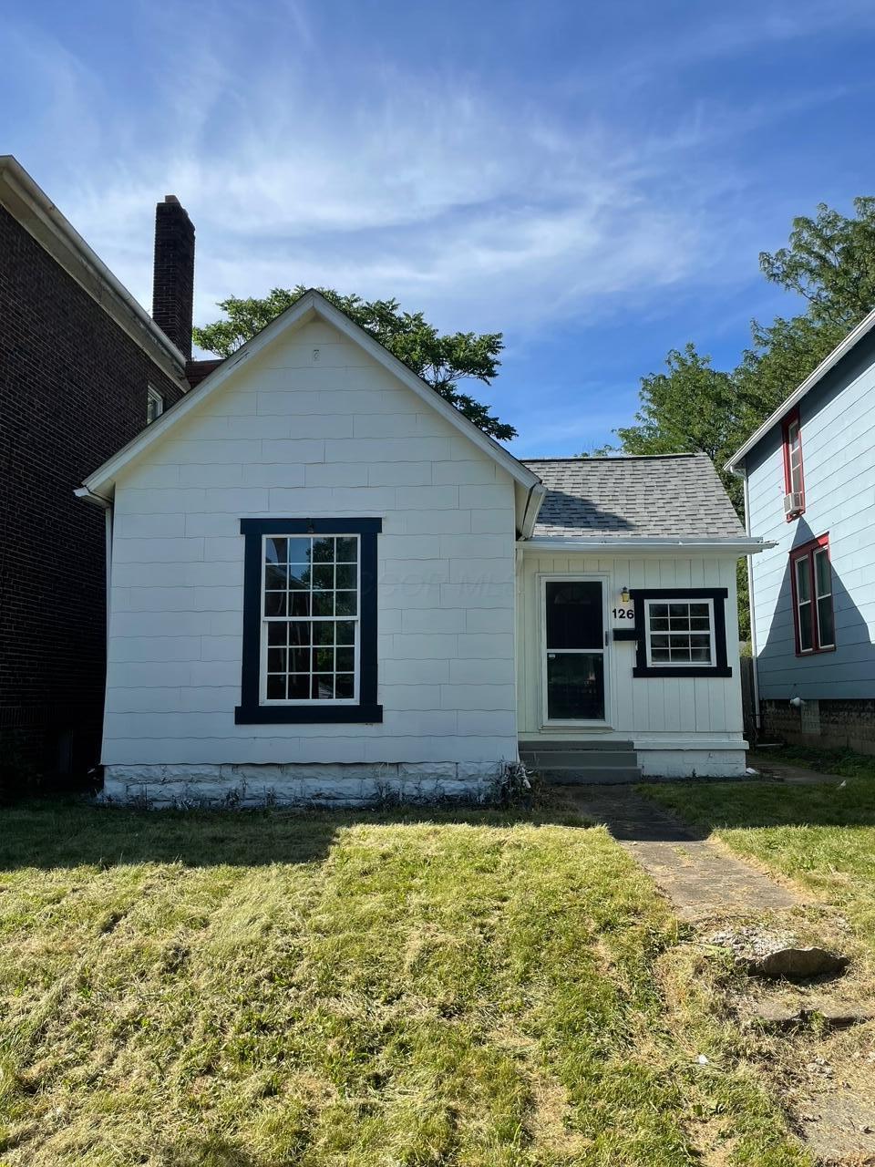 126 E Hudson Street Property Photo 2