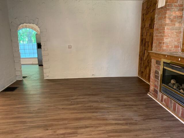 126 E Hudson Street Property Photo 4