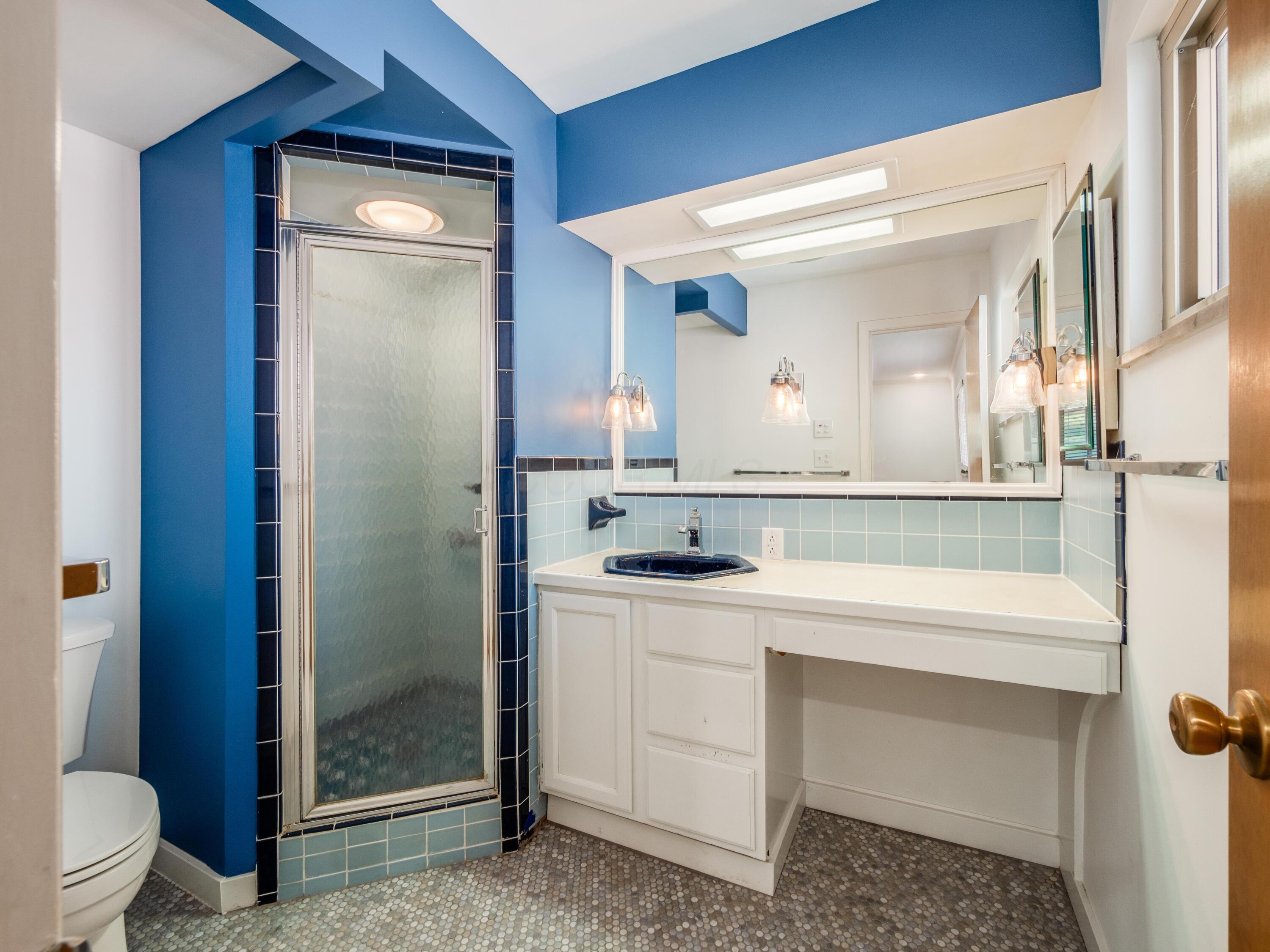 2663 Charing Road, C Property Photo 17