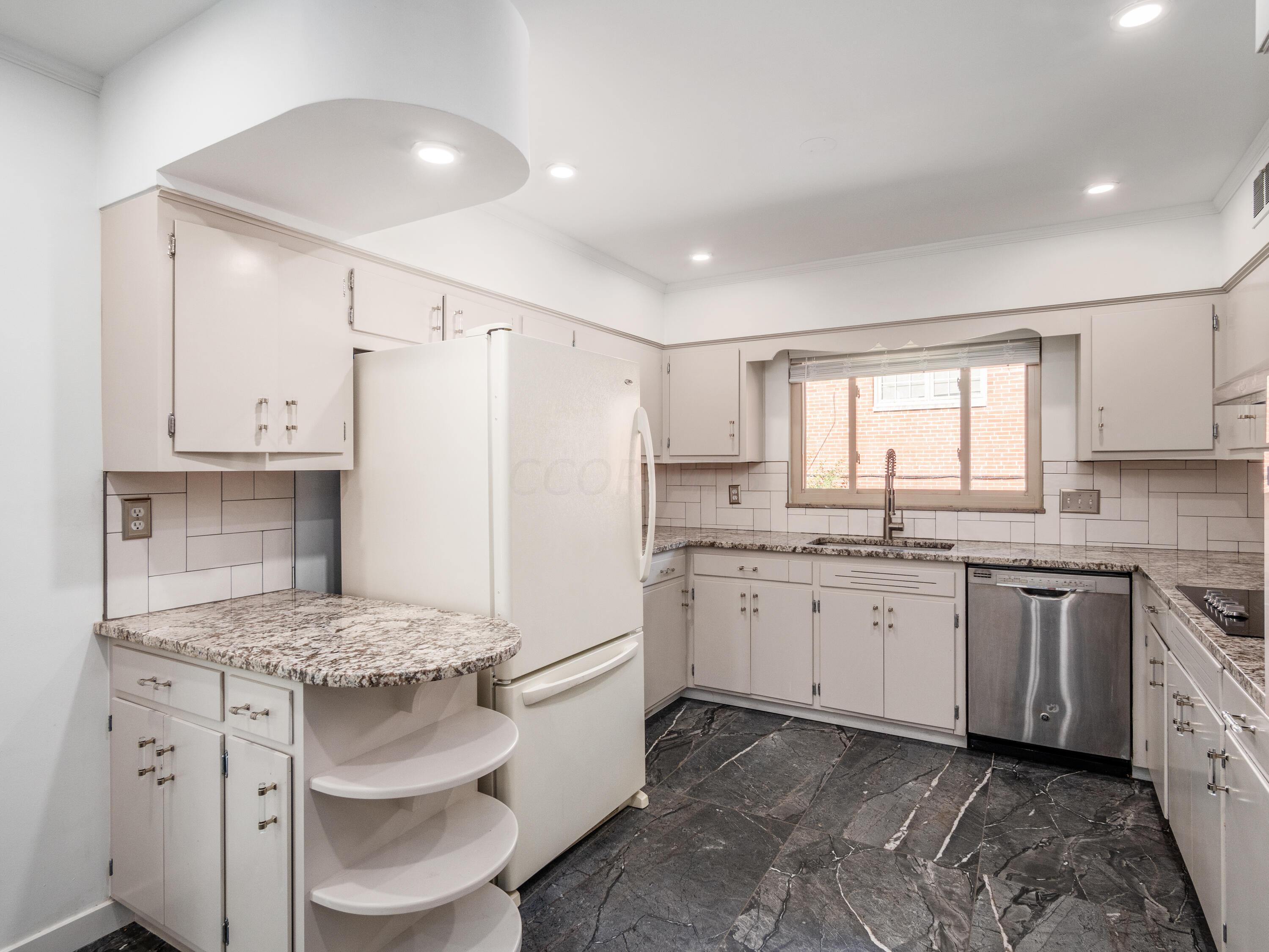 2663 Charing Road, C Property Photo 29