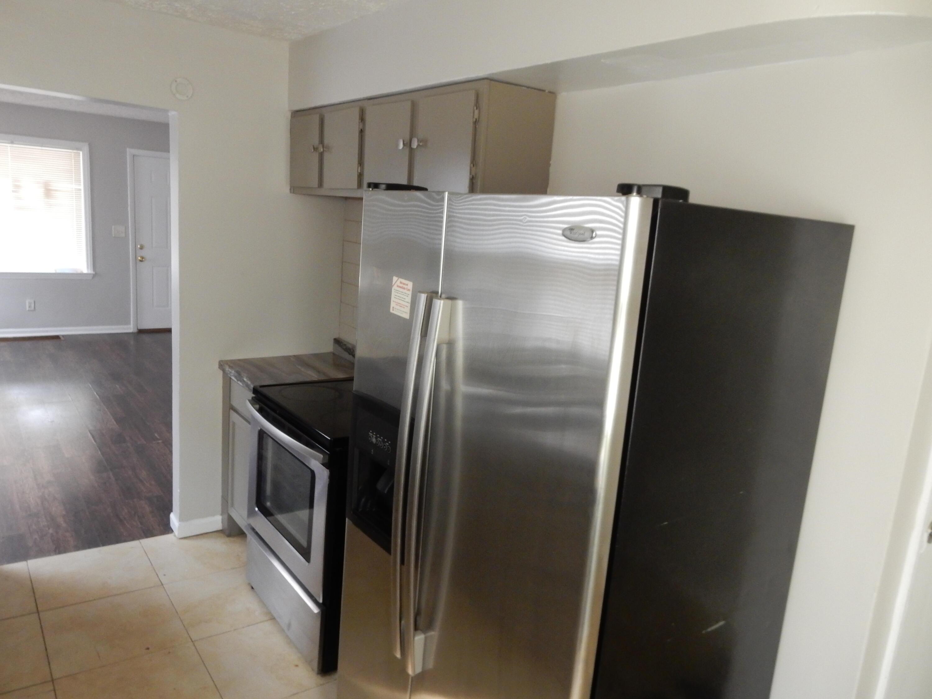 1447 Republic Avenue Property Photo 4