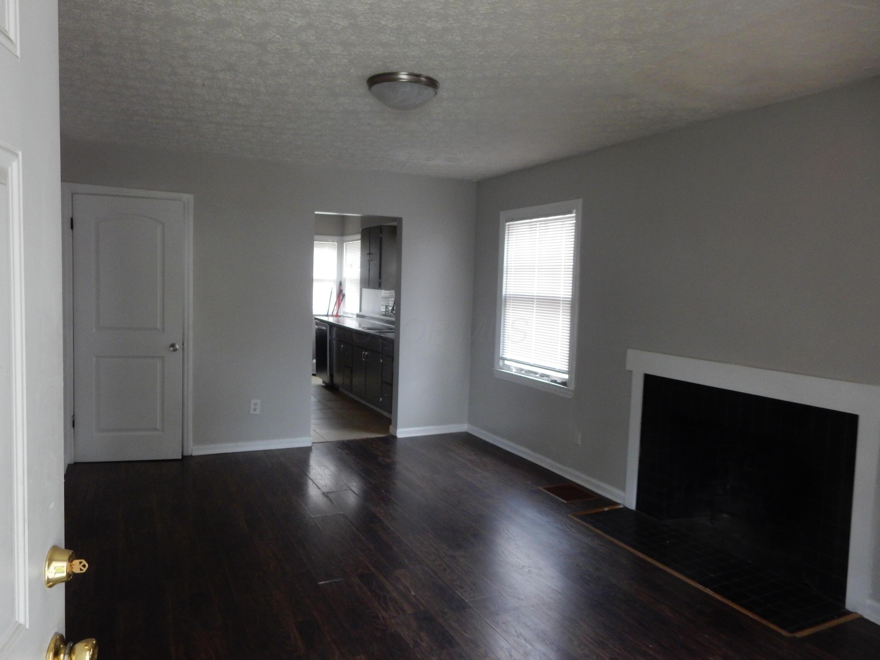 1447 Republic Avenue Property Photo 9