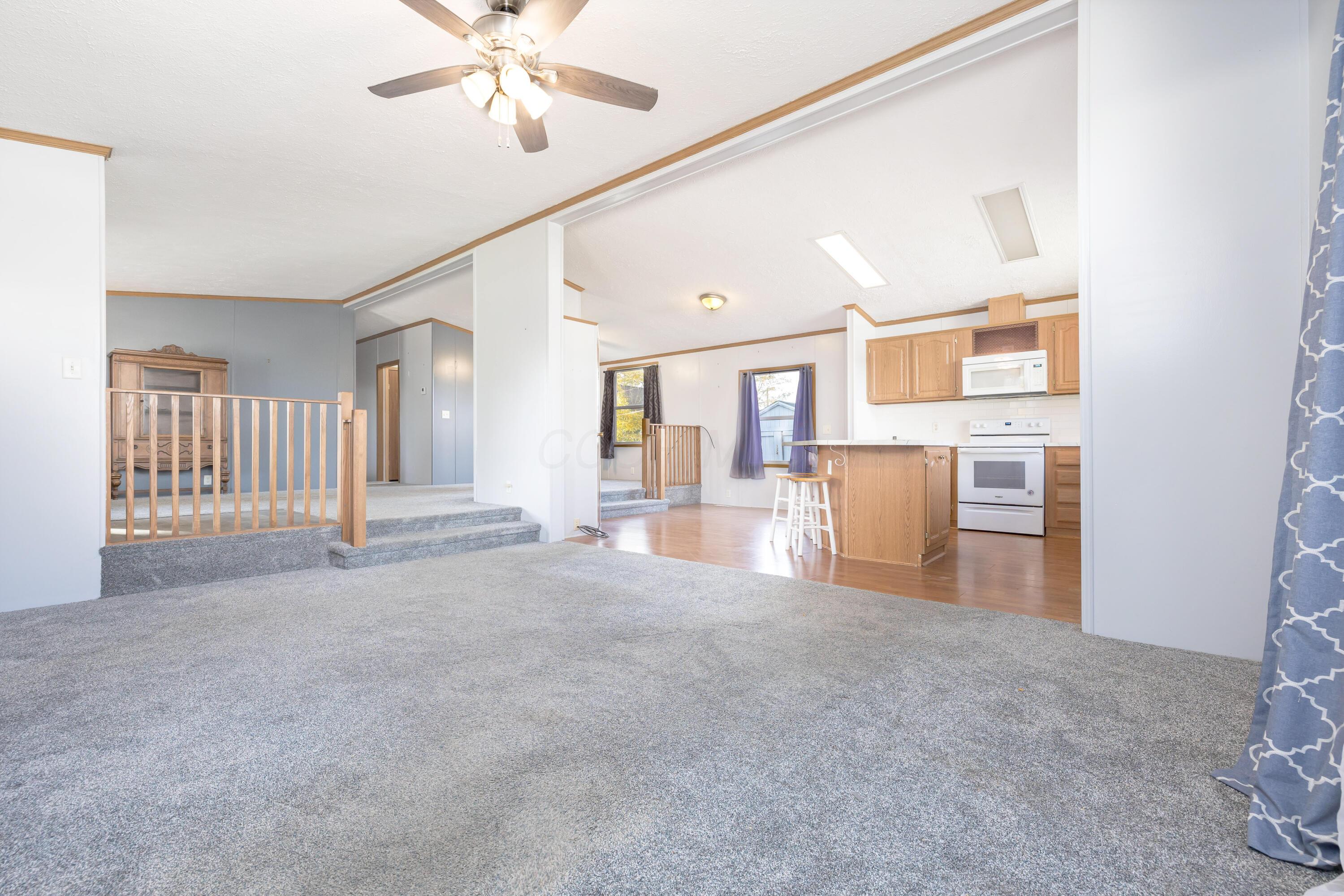 11545 Ash Street Property Photo 4