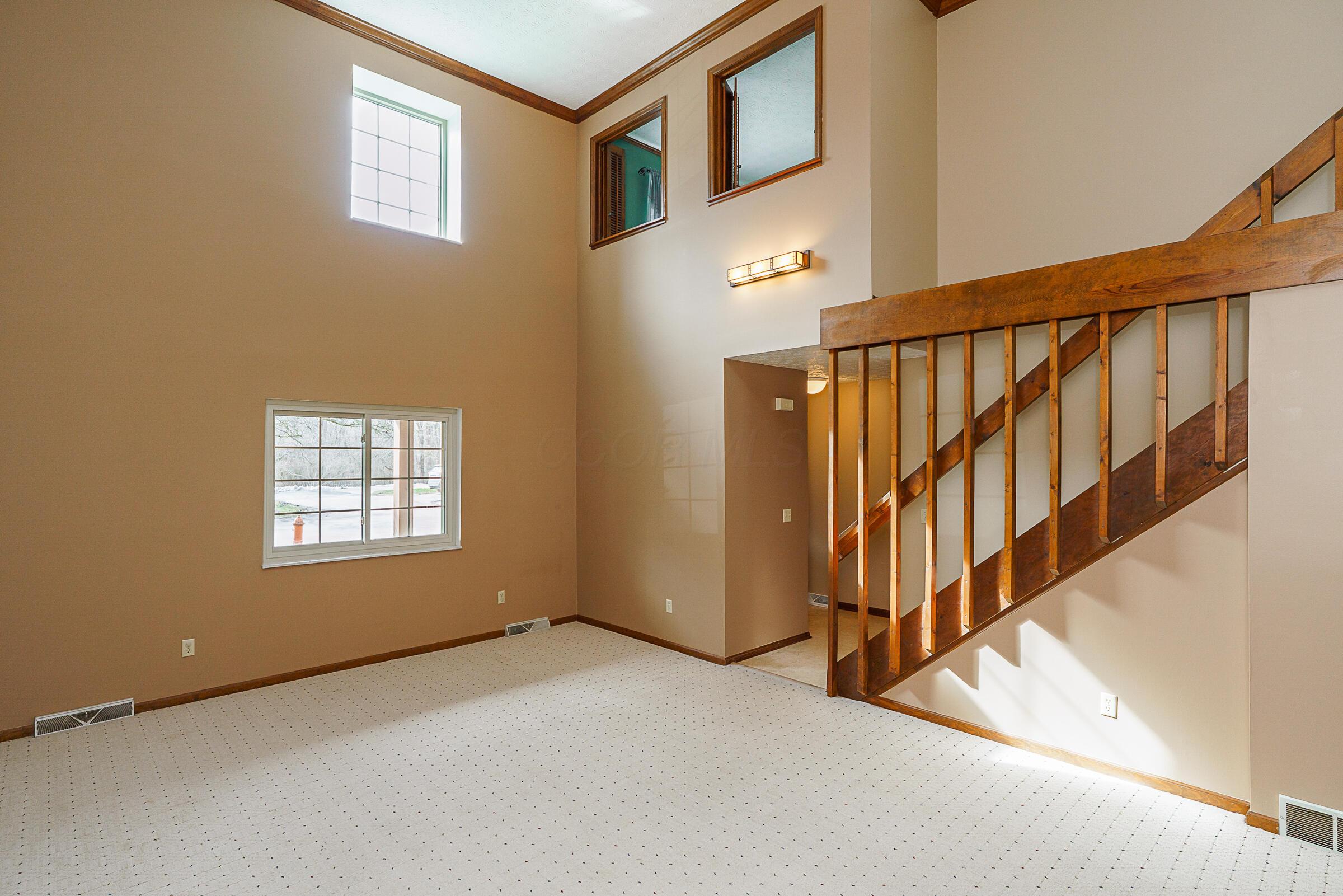 410 Fenway Road, B Property Photo 7