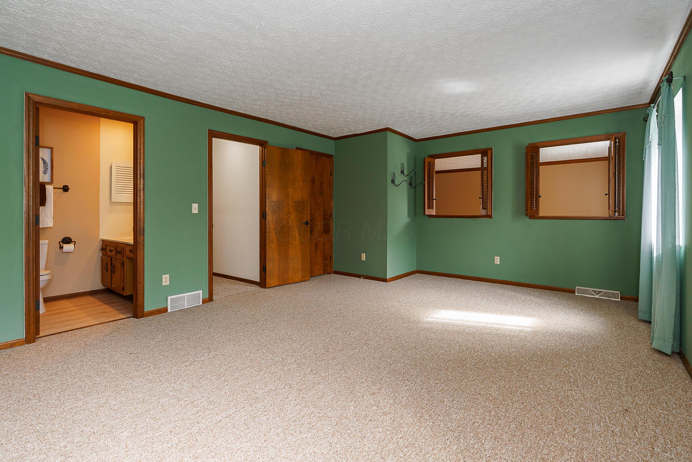 410 Fenway Road, B Property Photo 30