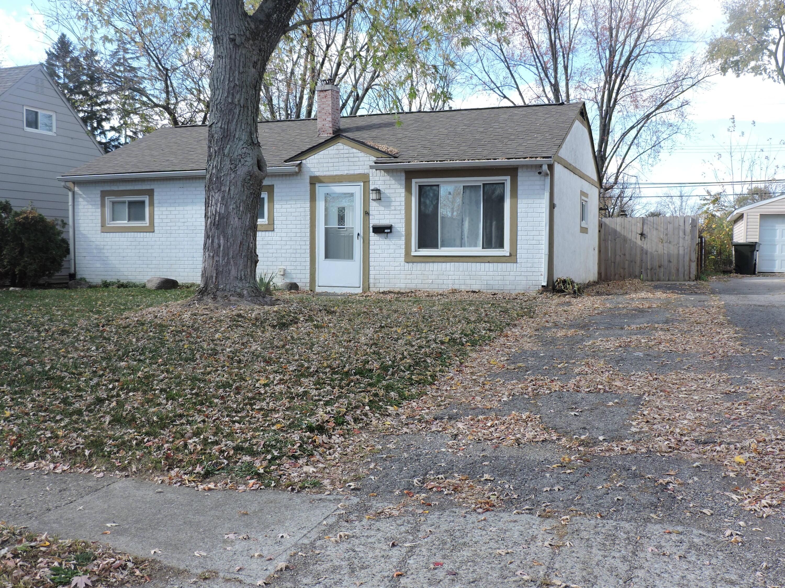 1303 Elderwood Avenue Property Photo 2