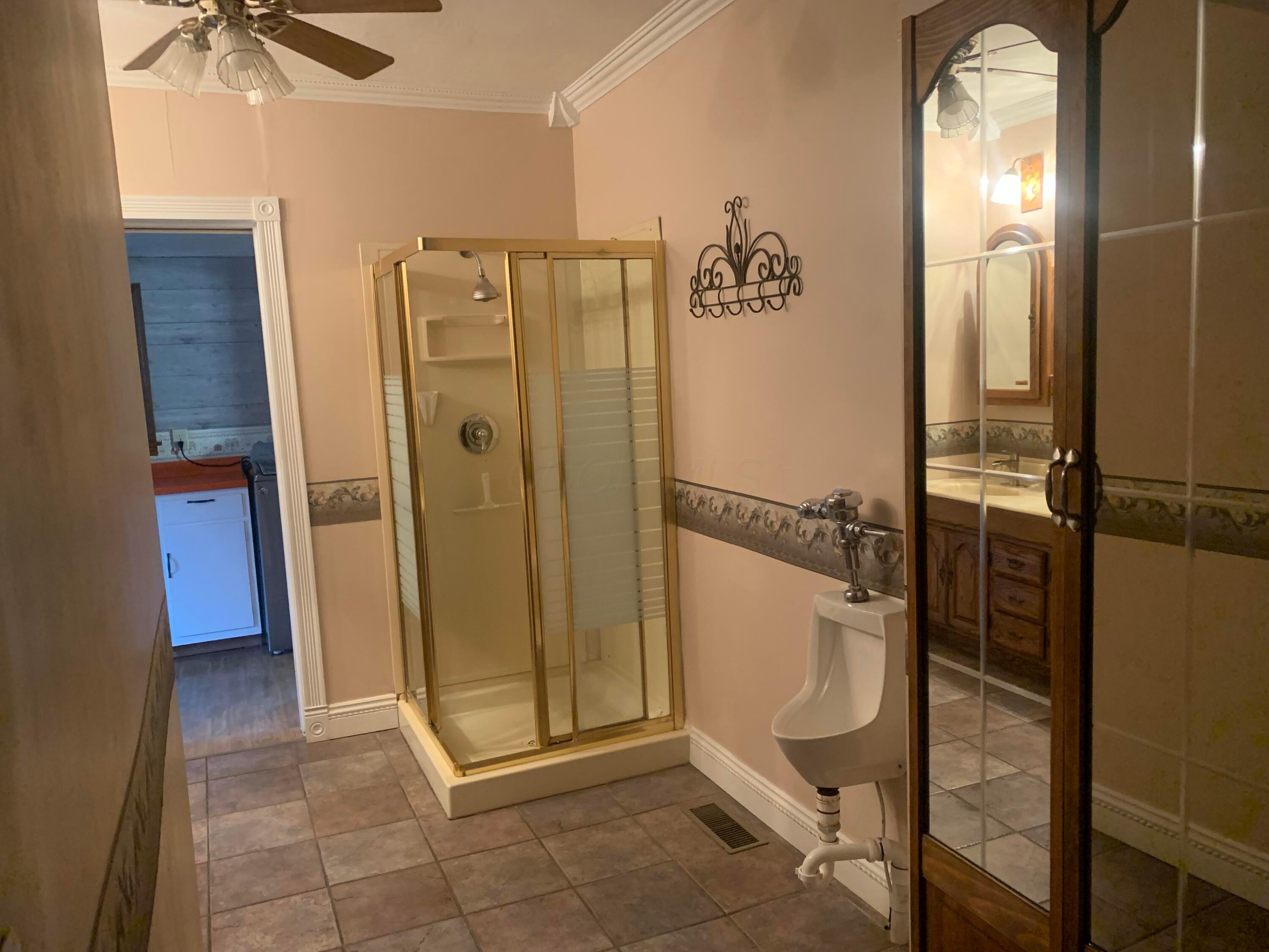 37 Commerce Street Property Photo 27