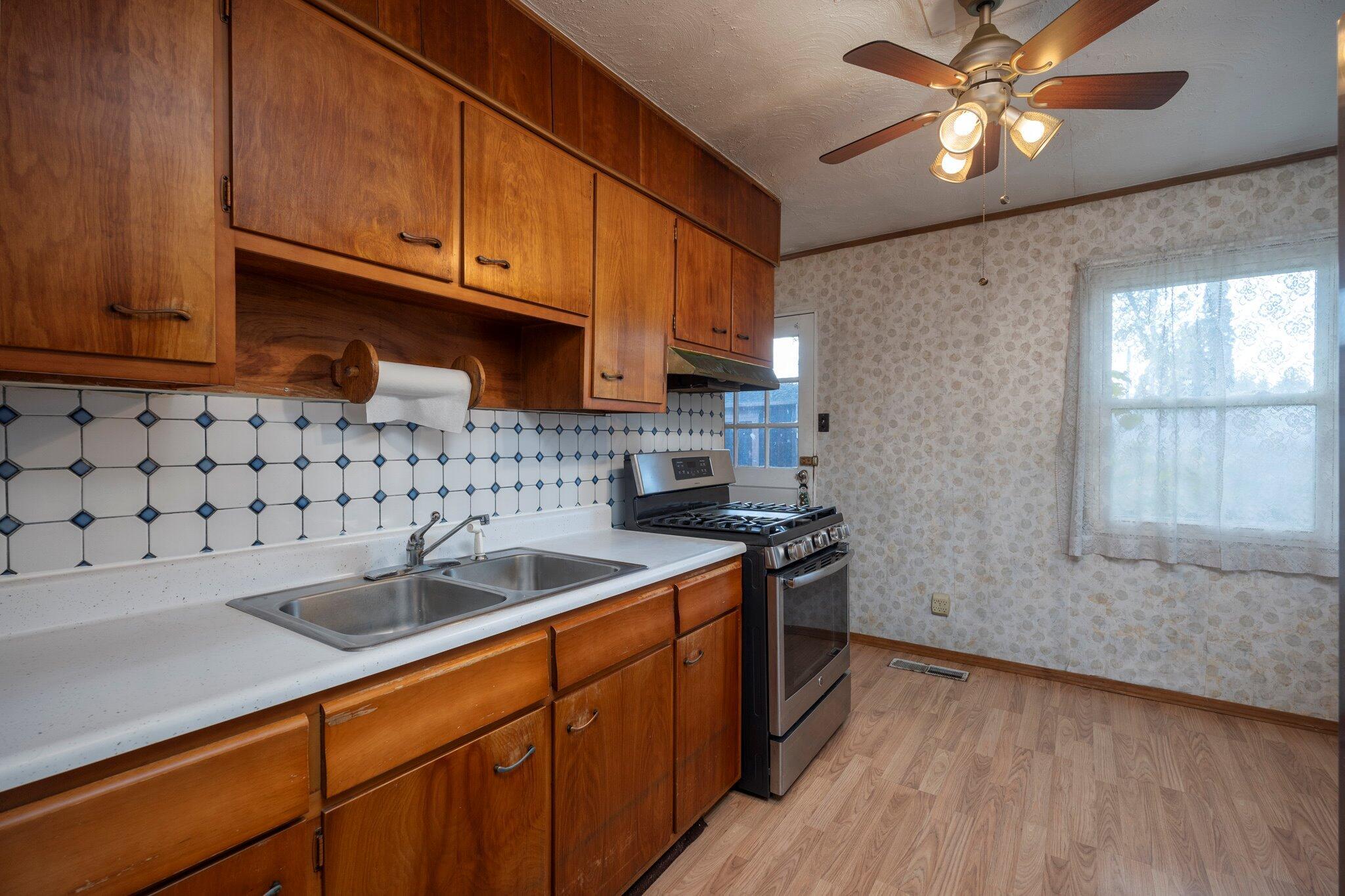 611 Willabar Drive Property Photo 8