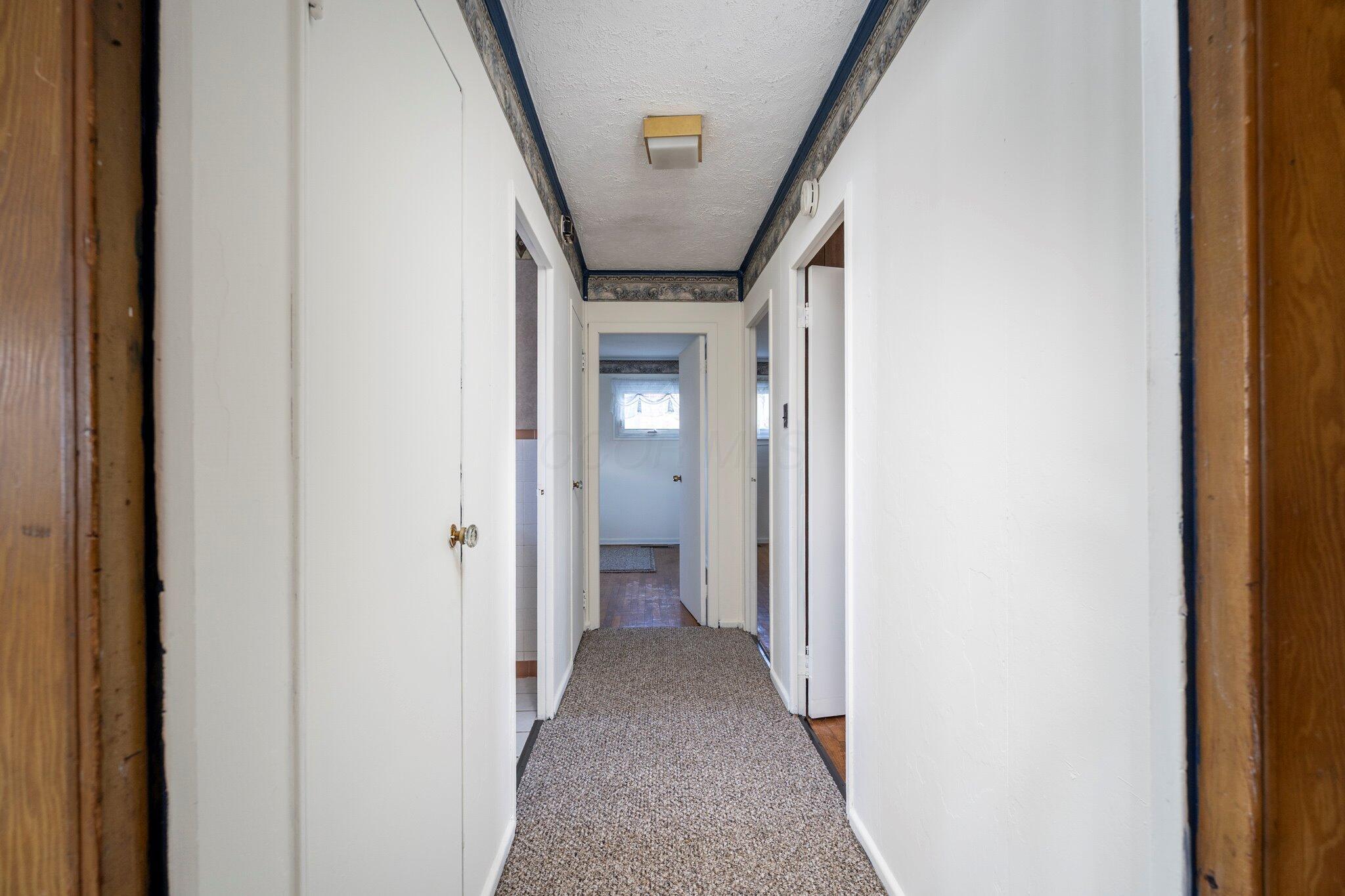 611 Willabar Drive Property Photo 12