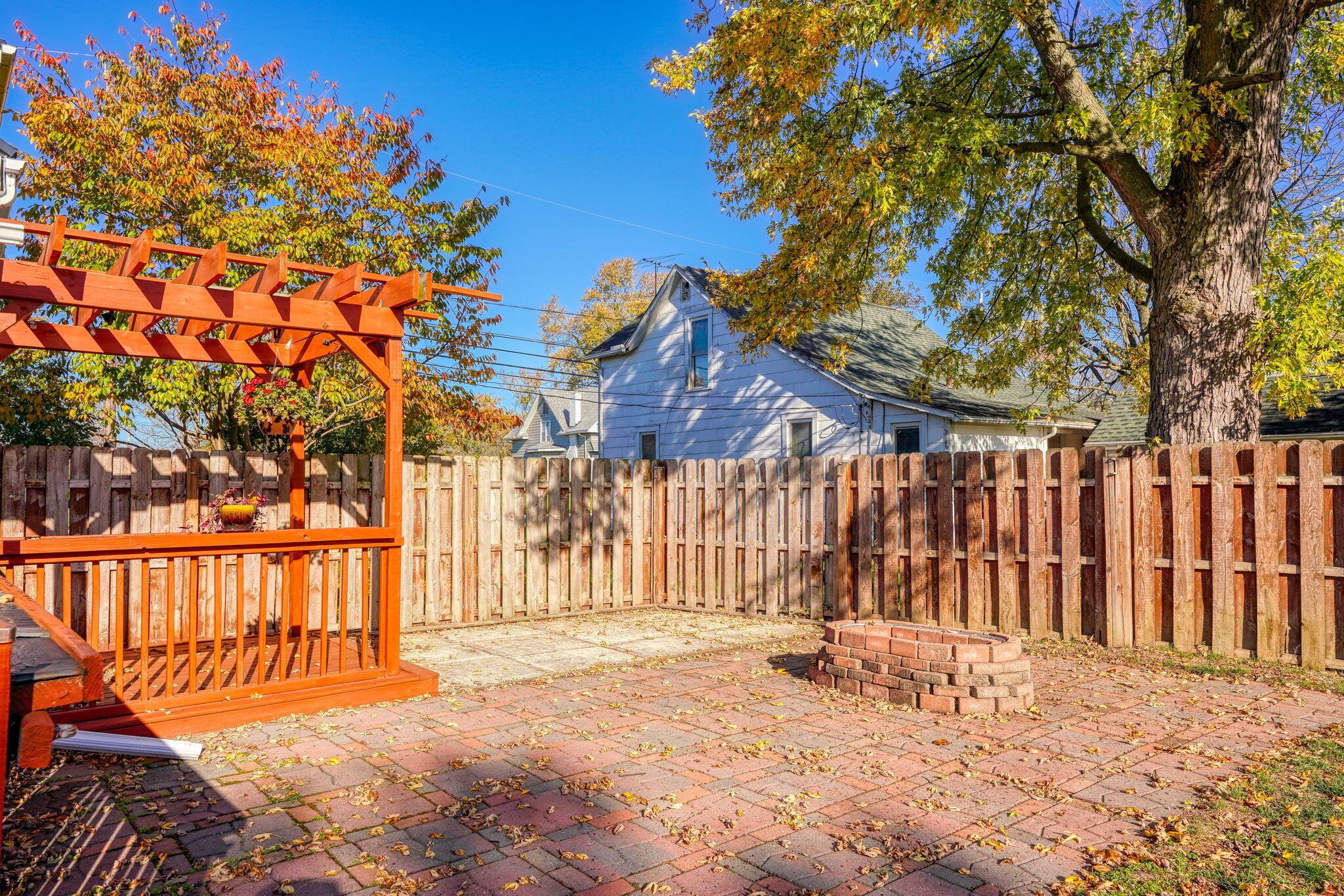 287 W Columbus Street Property Photo 44
