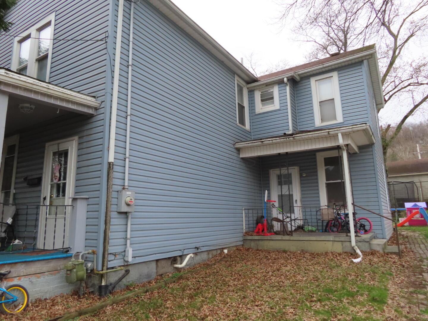 2011 Clark Avenue Property Photo 2