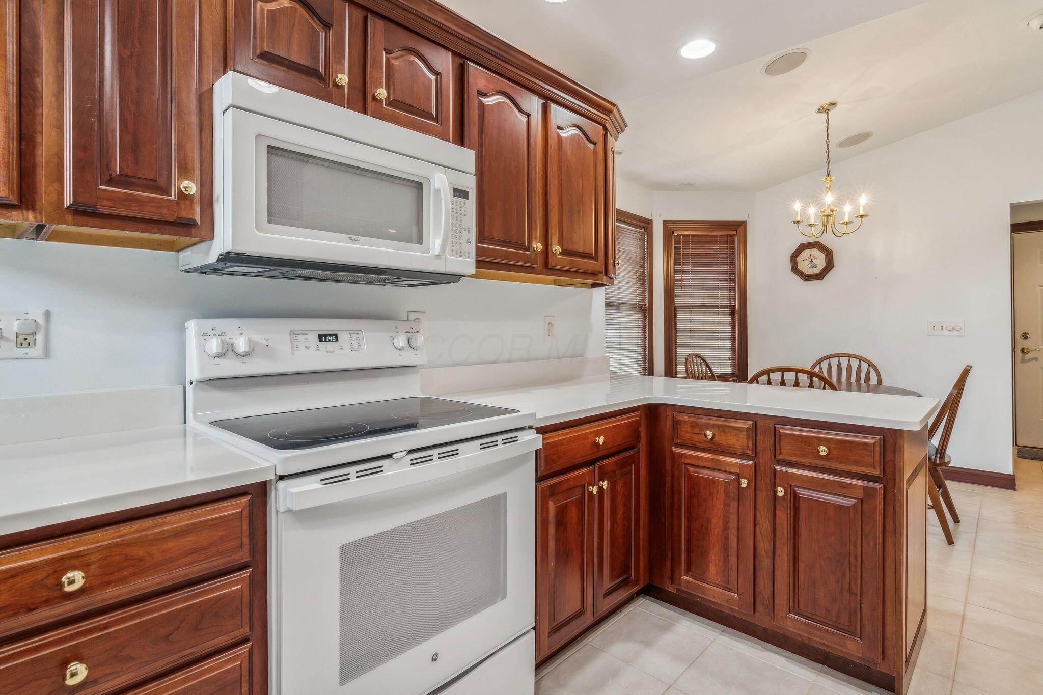 8130 Shawnee Forest Drive Property Photo 18