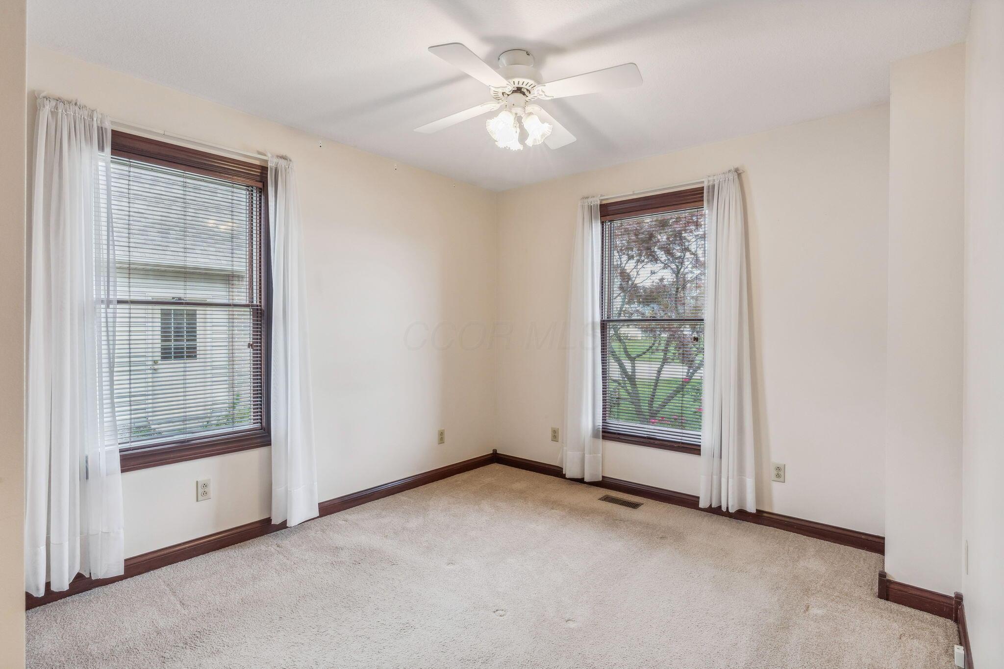 8130 Shawnee Forest Drive Property Photo 23