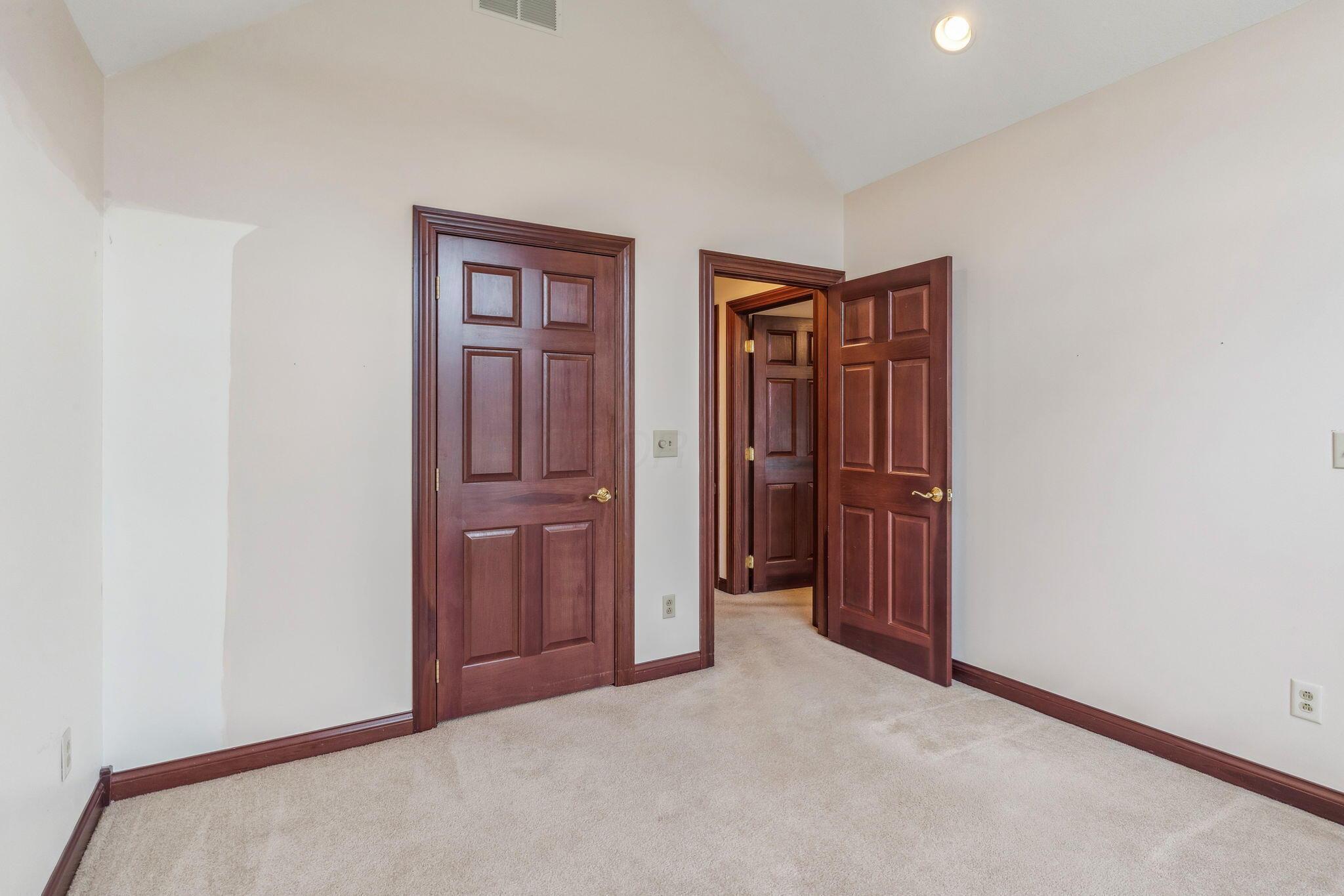 8130 Shawnee Forest Drive Property Photo 24
