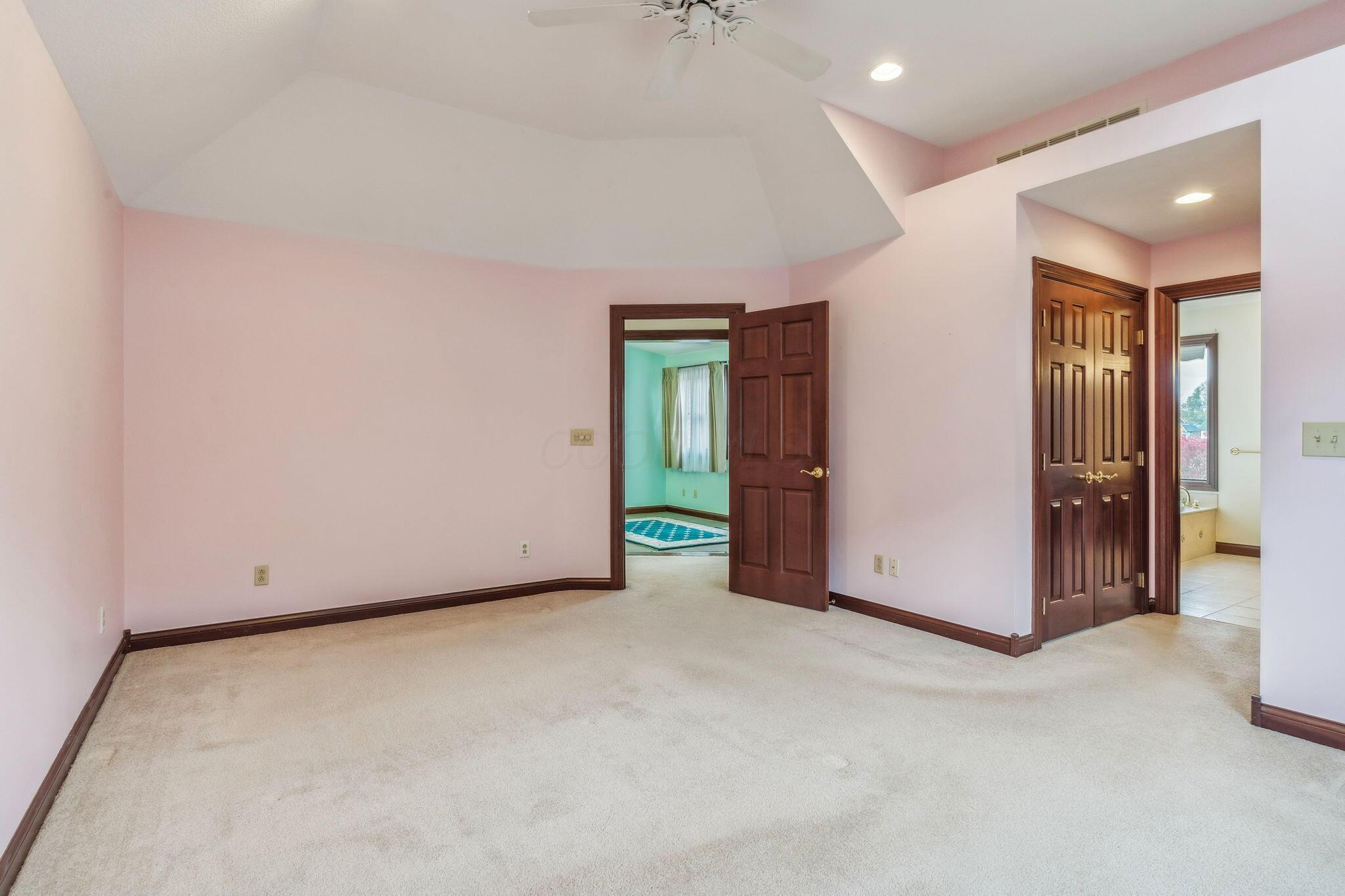8130 Shawnee Forest Drive Property Photo 26