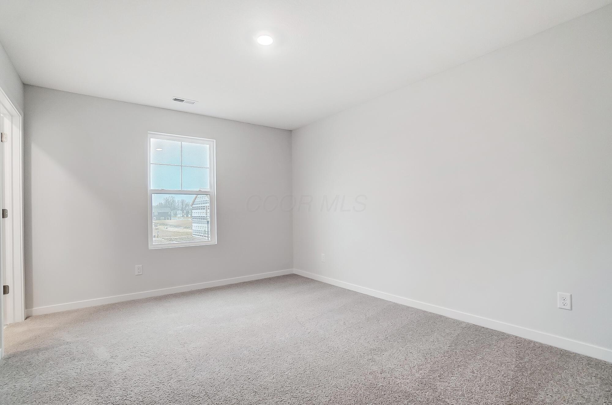 816 Sunny Vale Drive Property Photo 14
