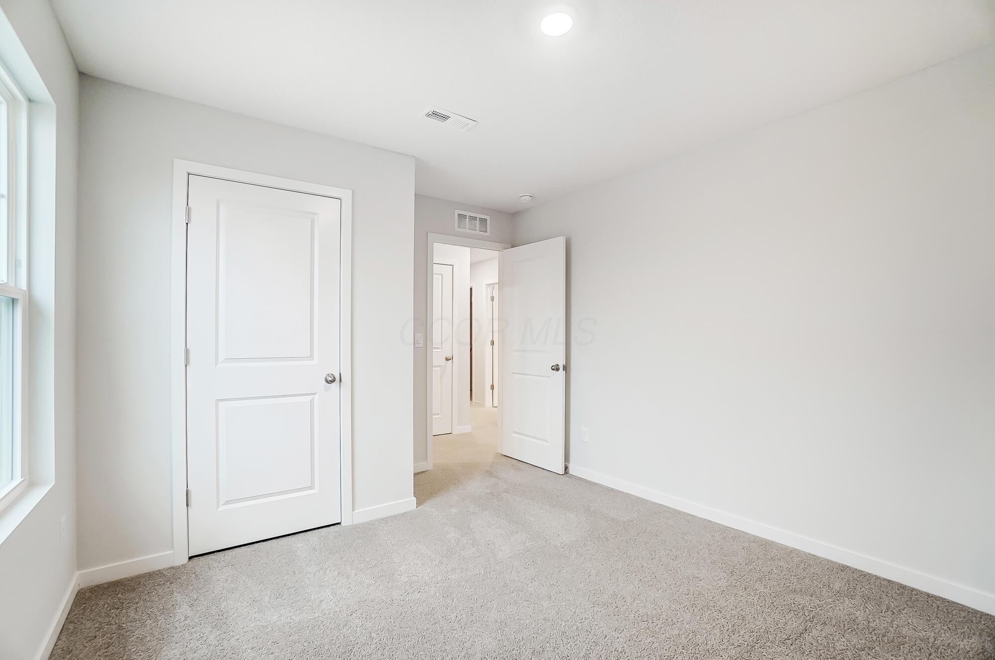 816 Sunny Vale Drive Property Photo 27