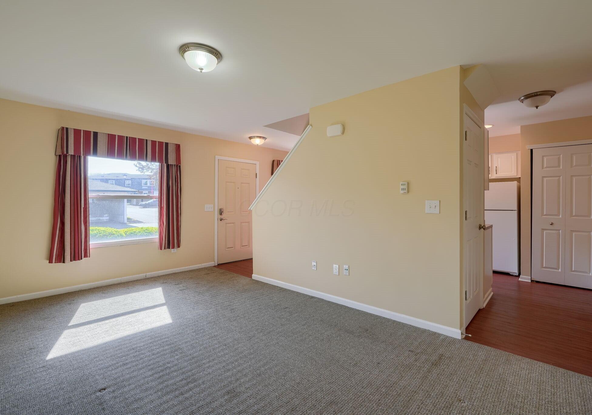 5596 Autumn Chase Drive Property Photo 15