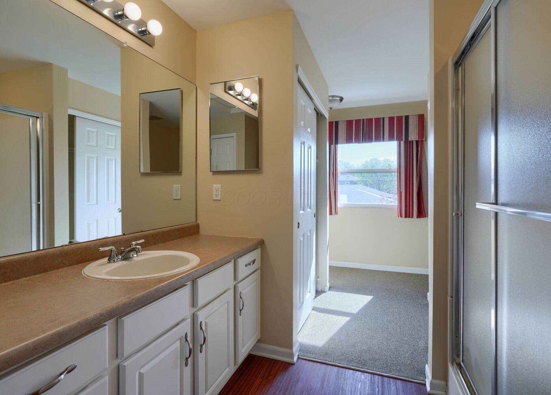 5596 Autumn Chase Drive Property Photo 19