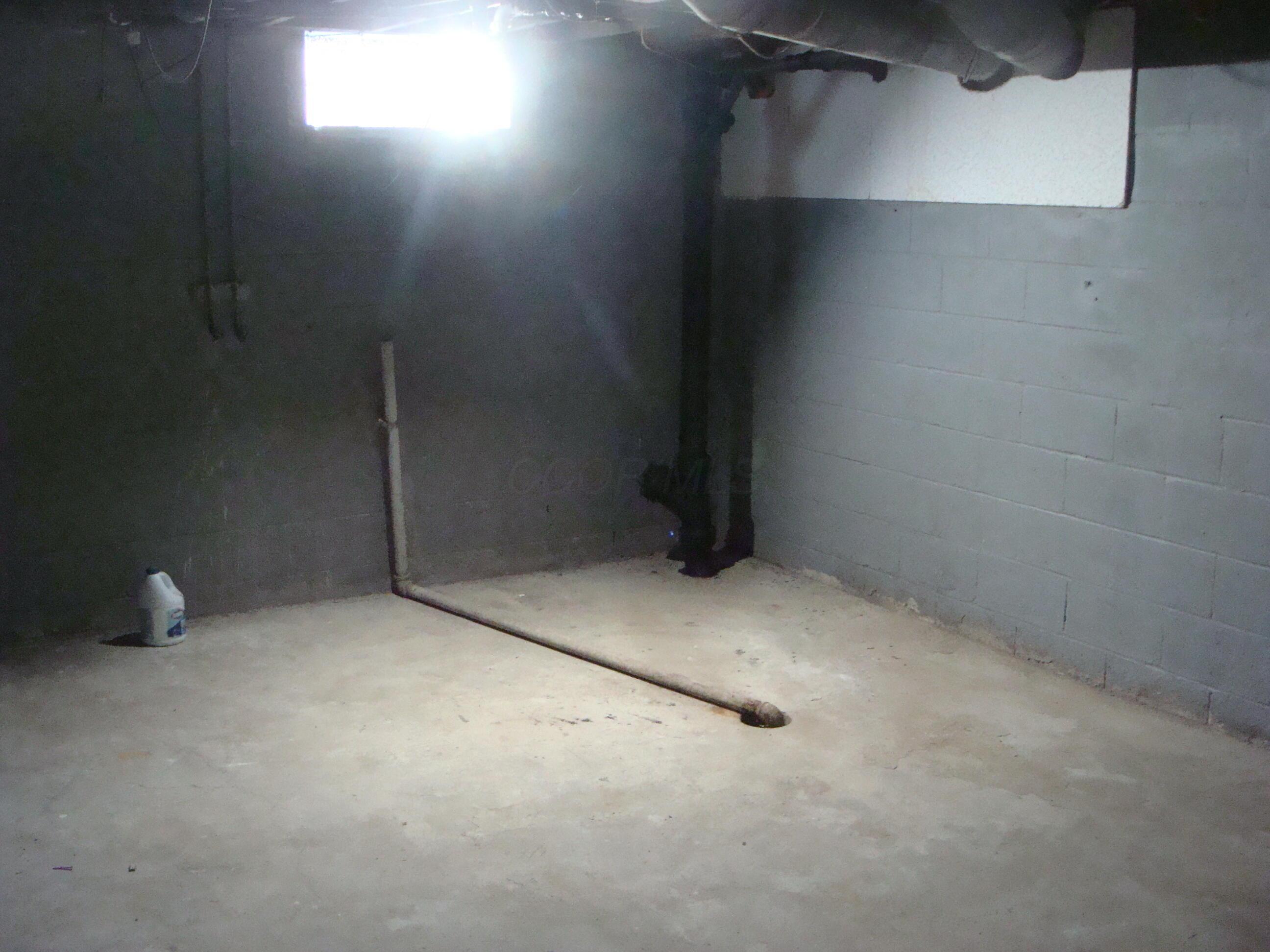 3476-3478 Race Street Property Photo 23