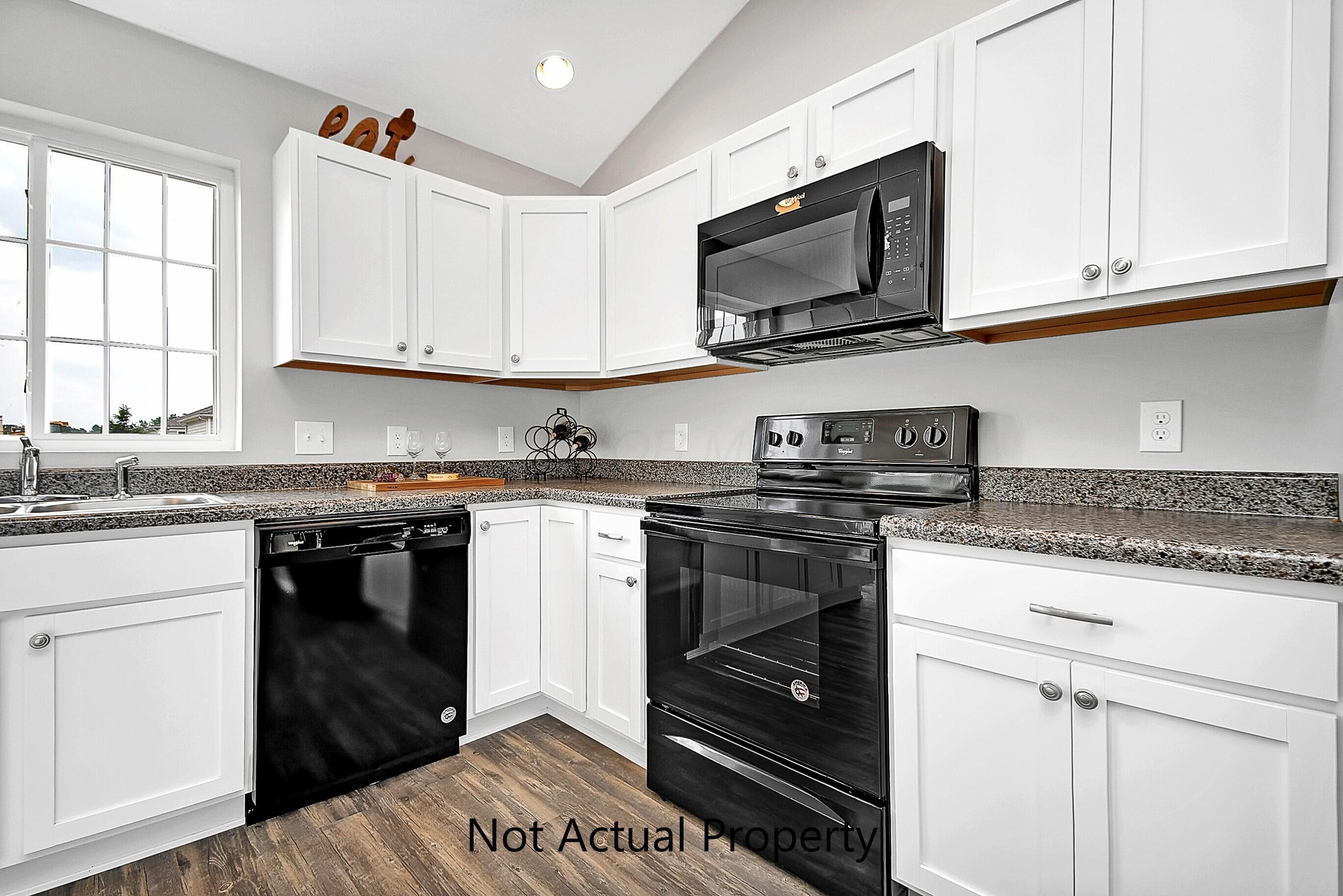 104 Cumberland Meadows Circle Property Photo 8