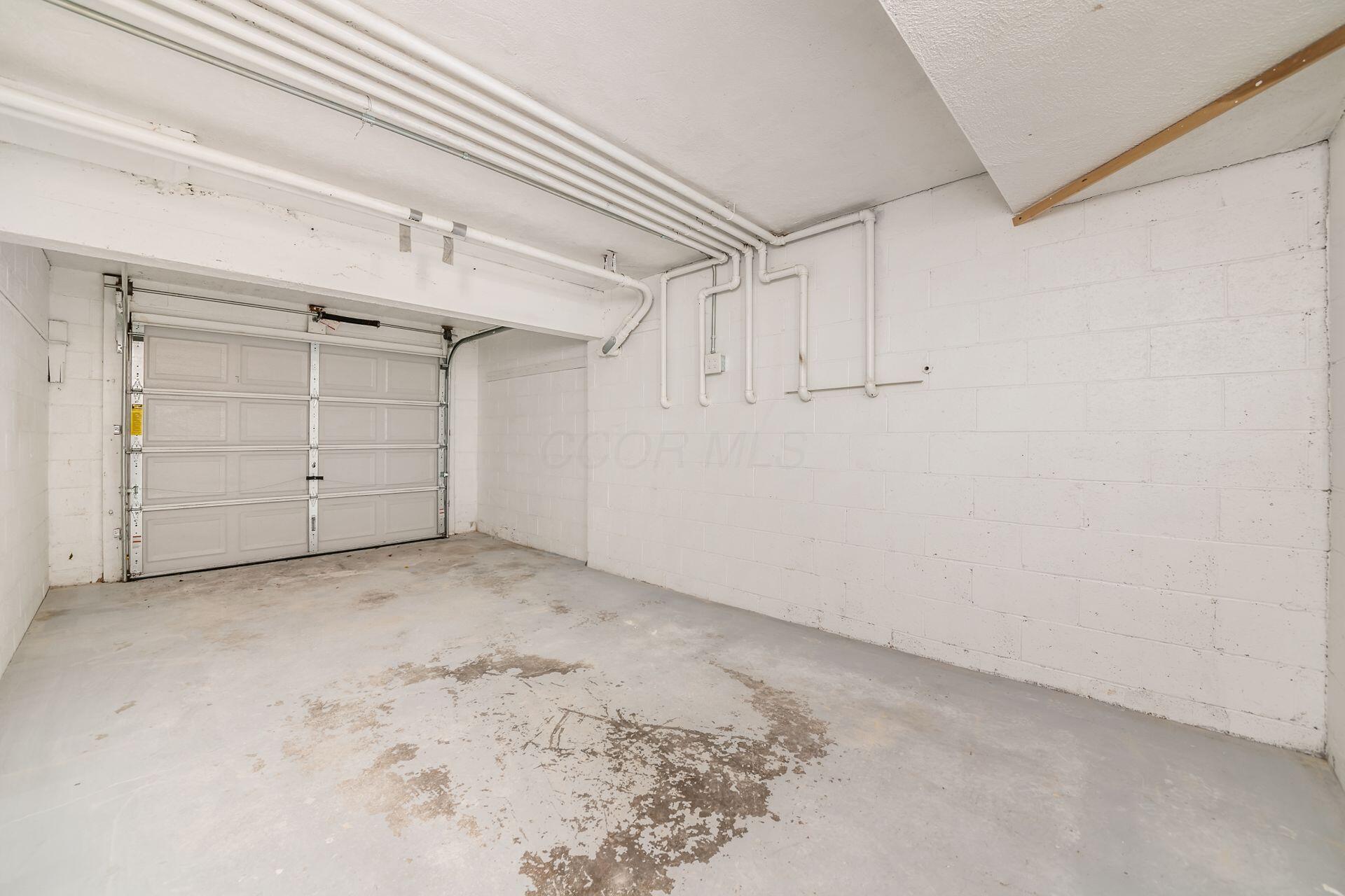 2601-2609 Charing Road Property Photo 49