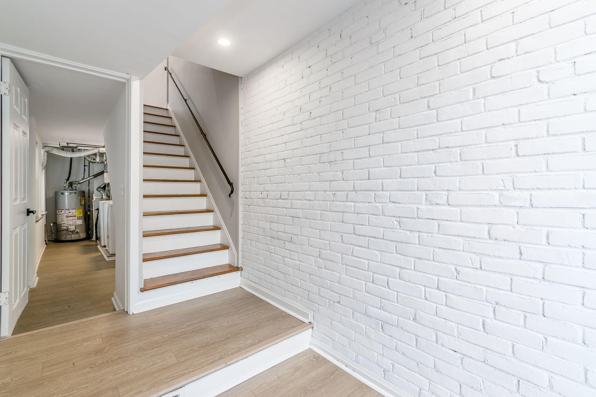 2601-2609 Charing Road Property Photo 50