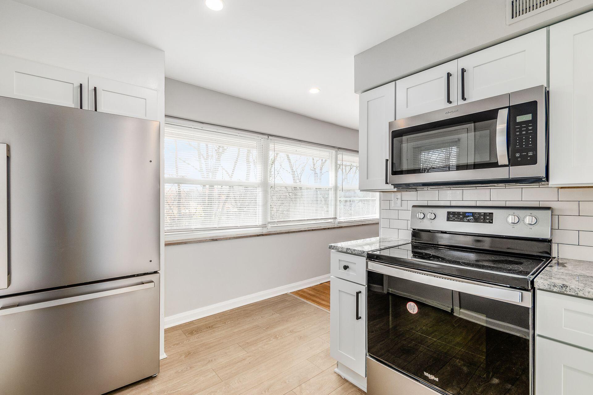 2601-2609 Charing Road Property Photo 54