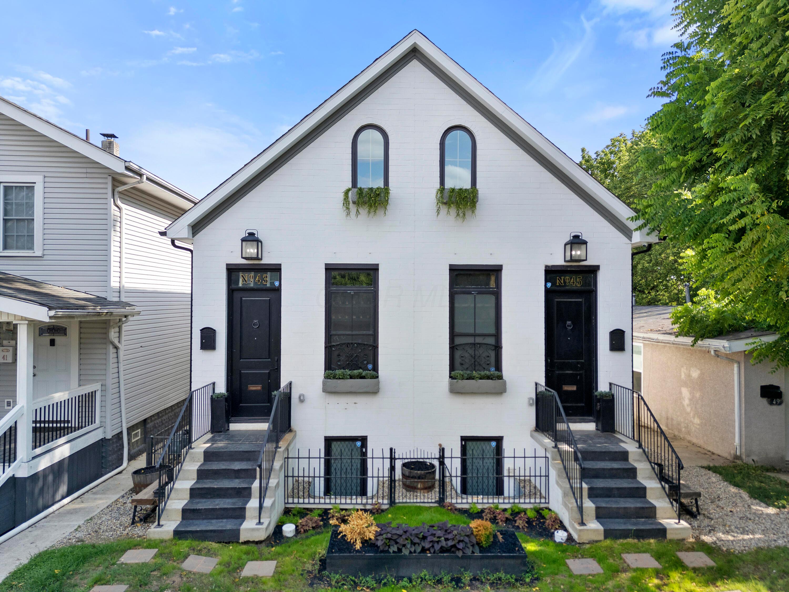 43-45 W Markison Avenue Property Photo 1