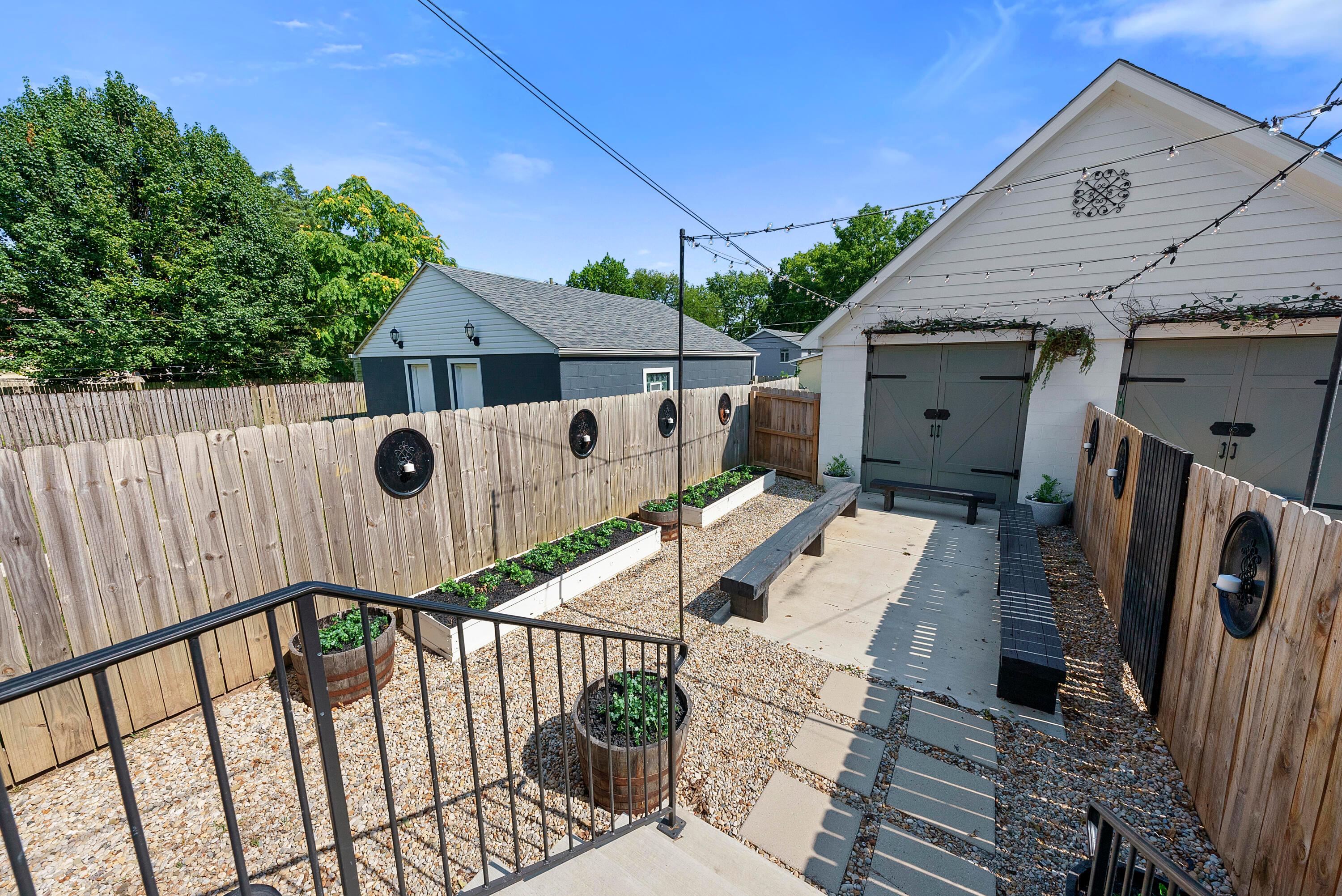 43-45 W Markison Avenue Property Photo 73