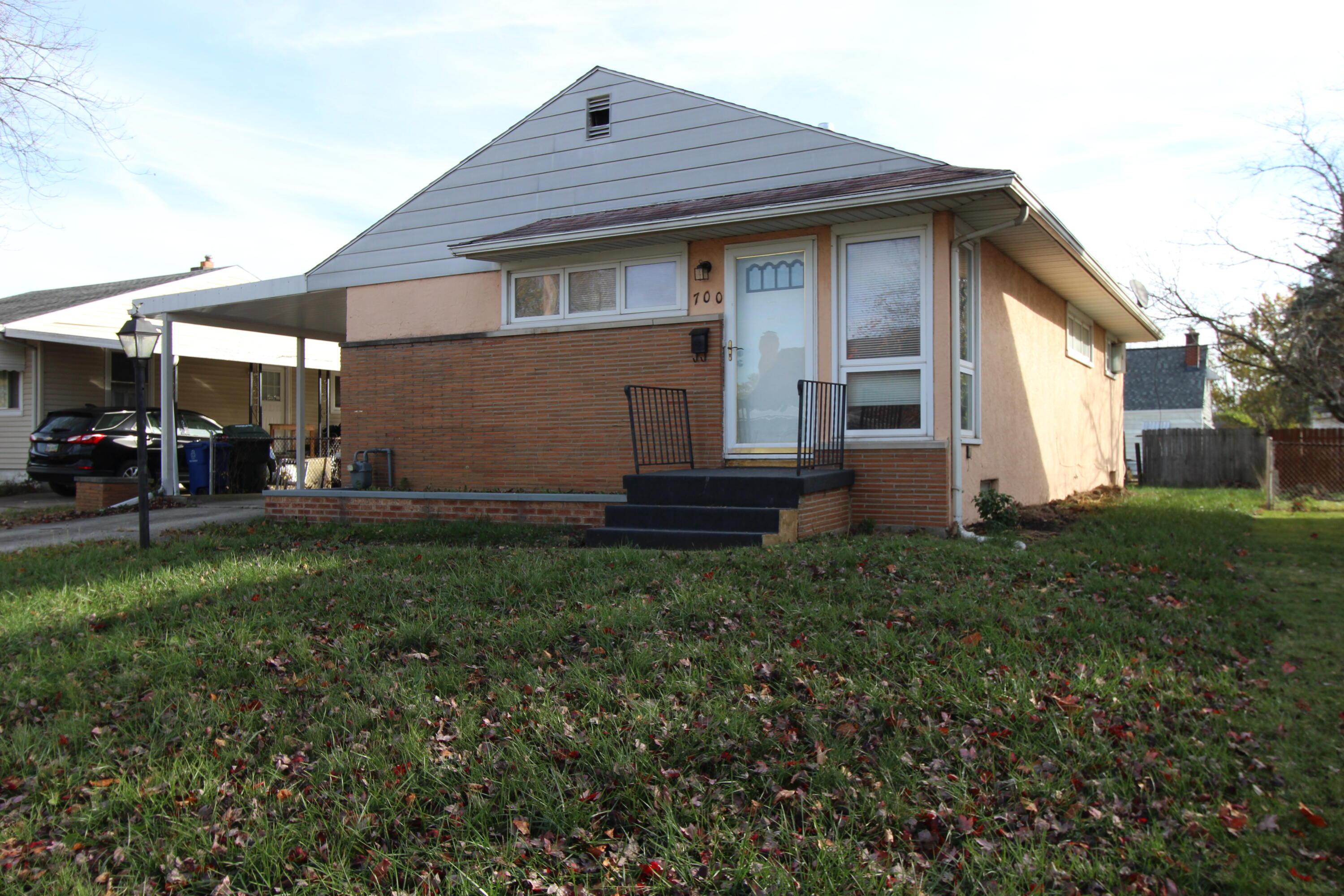 700 French Drive Property Photo 2