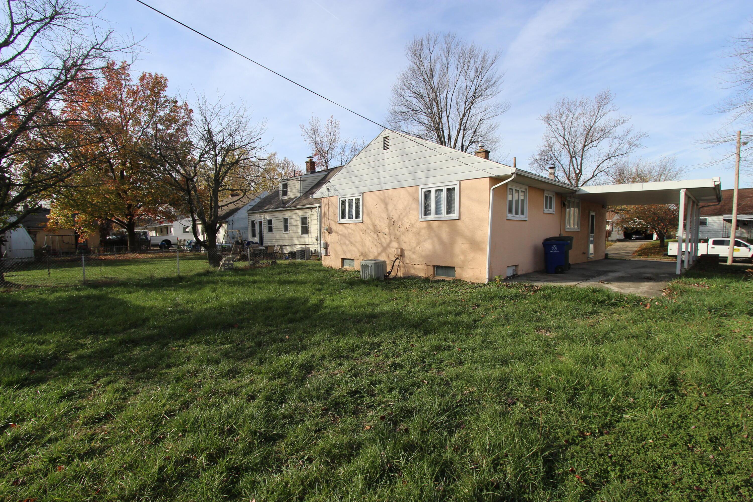 700 French Drive Property Photo 3