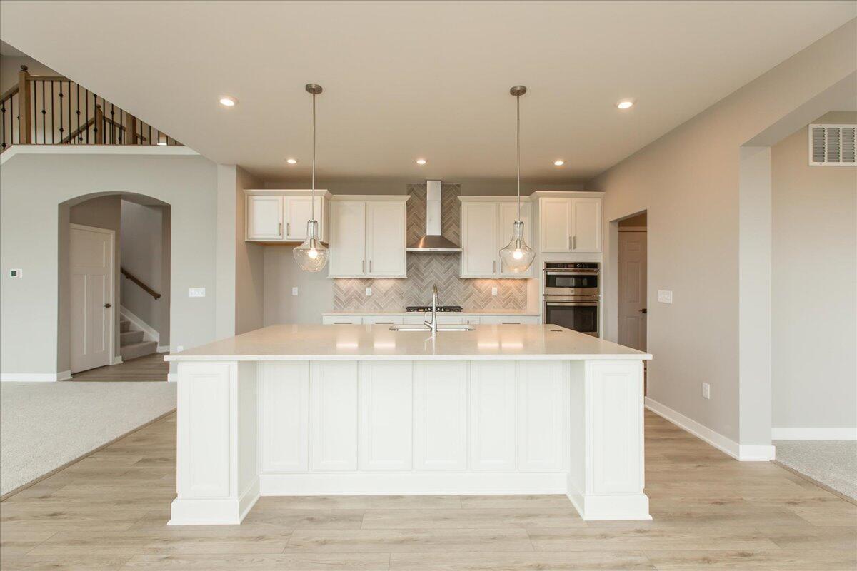 10270 Fox Hill Court Property Photo 3