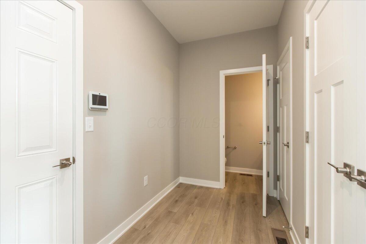 10270 Fox Hill Court Property Photo 18
