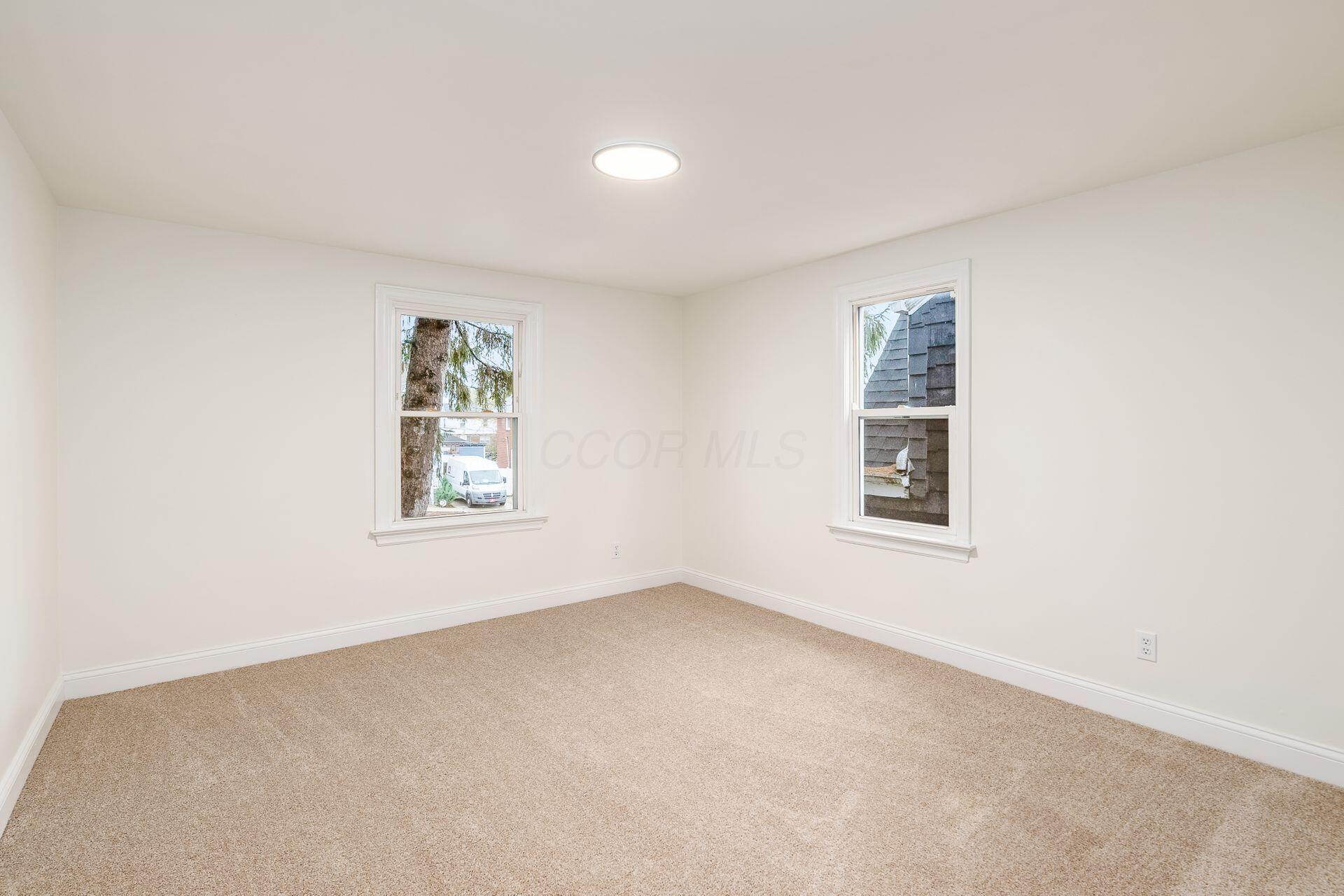 940 Berkeley Road Property Photo 18