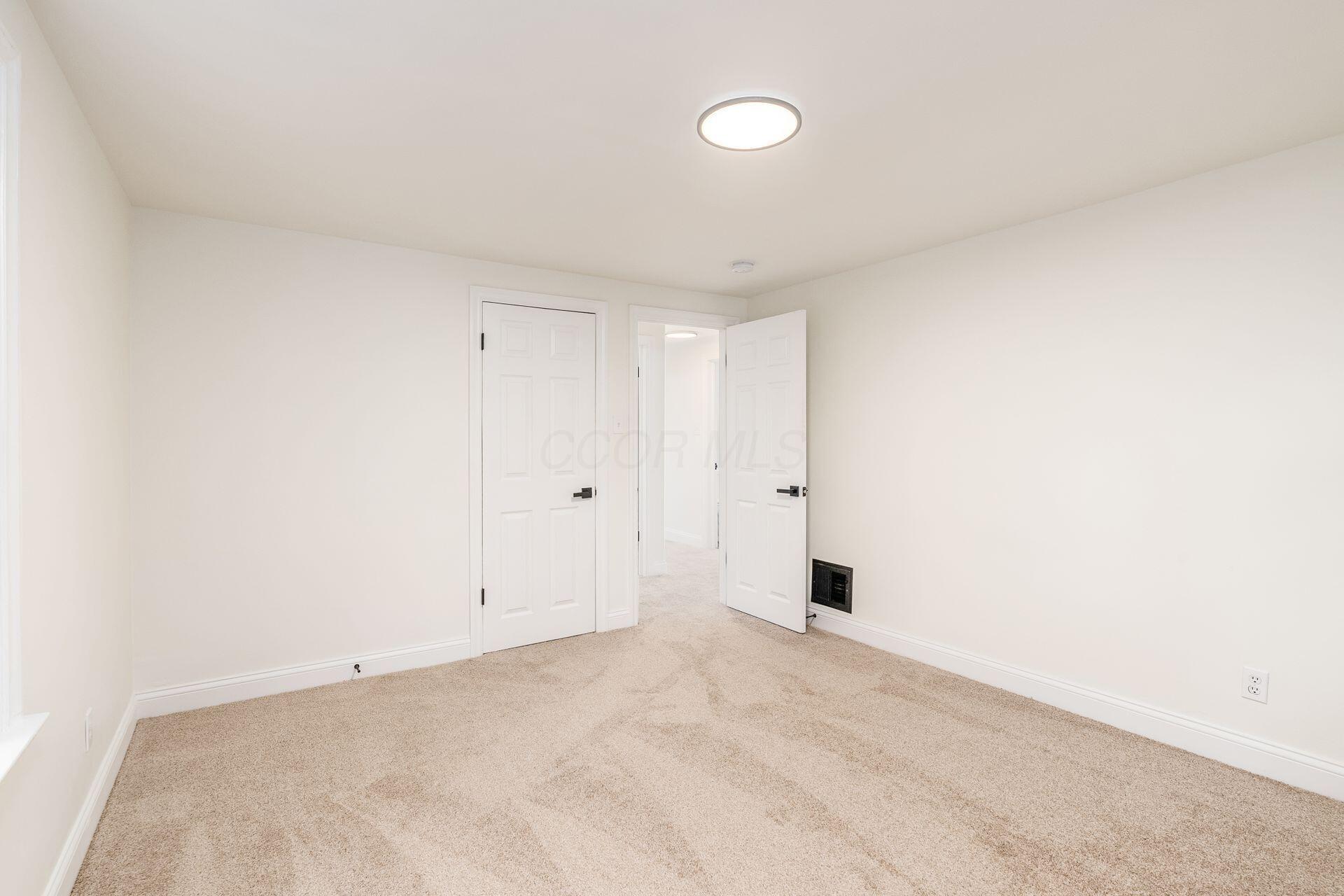 940 Berkeley Road Property Photo 19