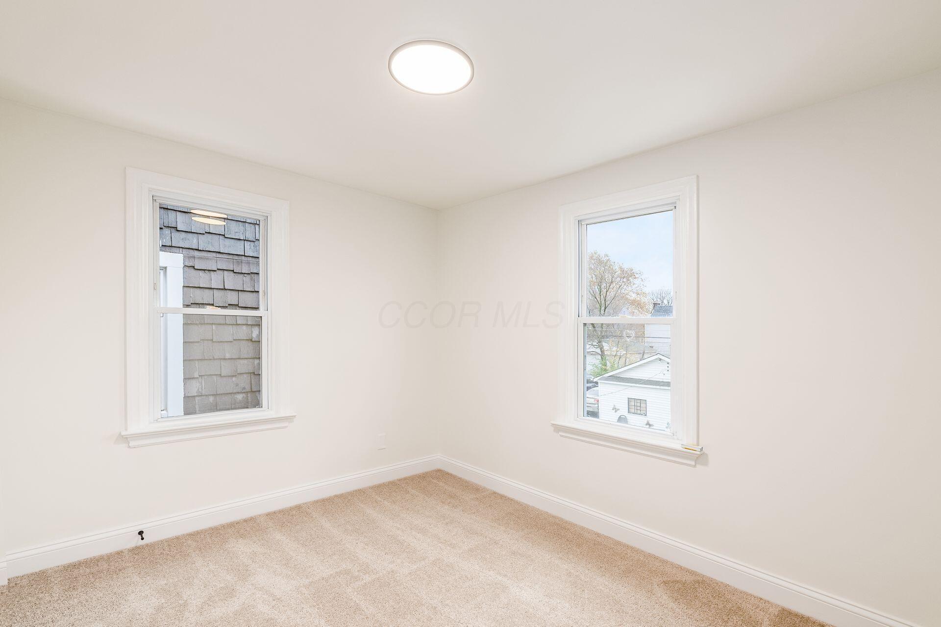 940 Berkeley Road Property Photo 20