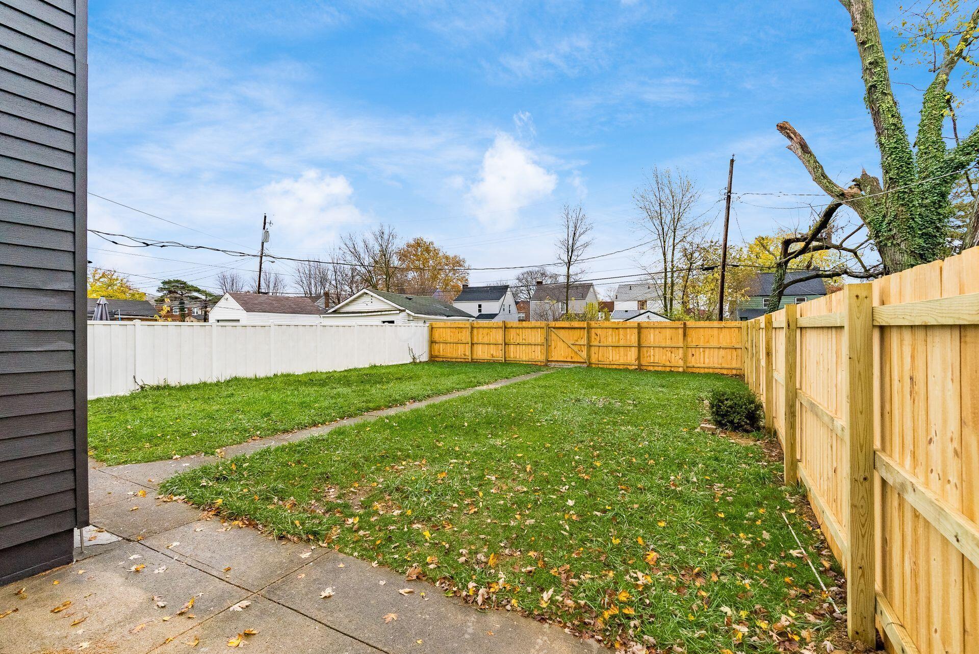 940 Berkeley Road Property Photo 26