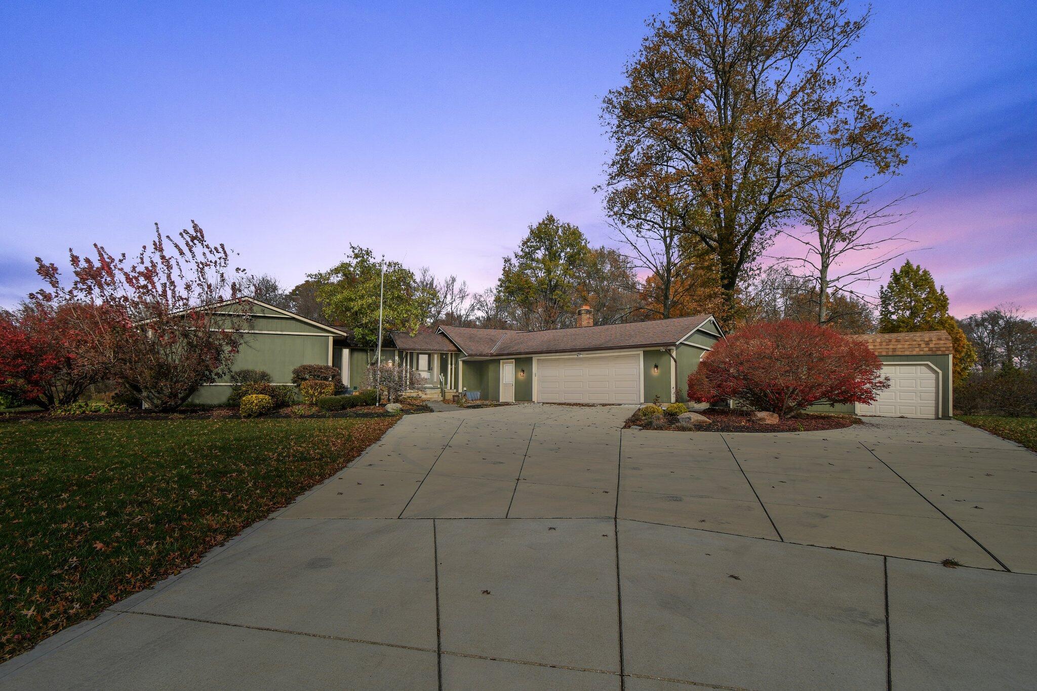 6140 Blacklick Eastern Road Nw Property Photo 1