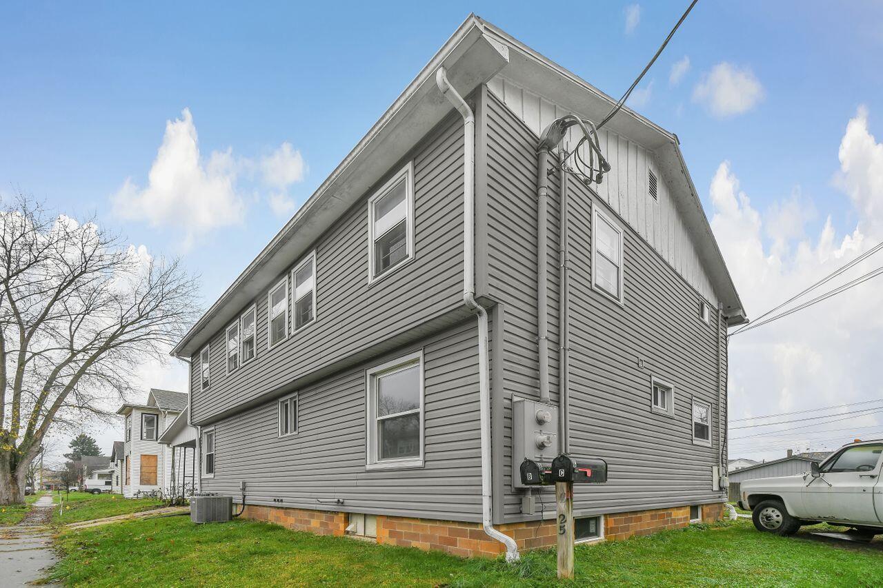 525 W 2nd Street Property Photo 3