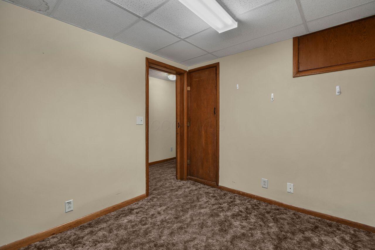 525 W 2nd Street Property Photo 14