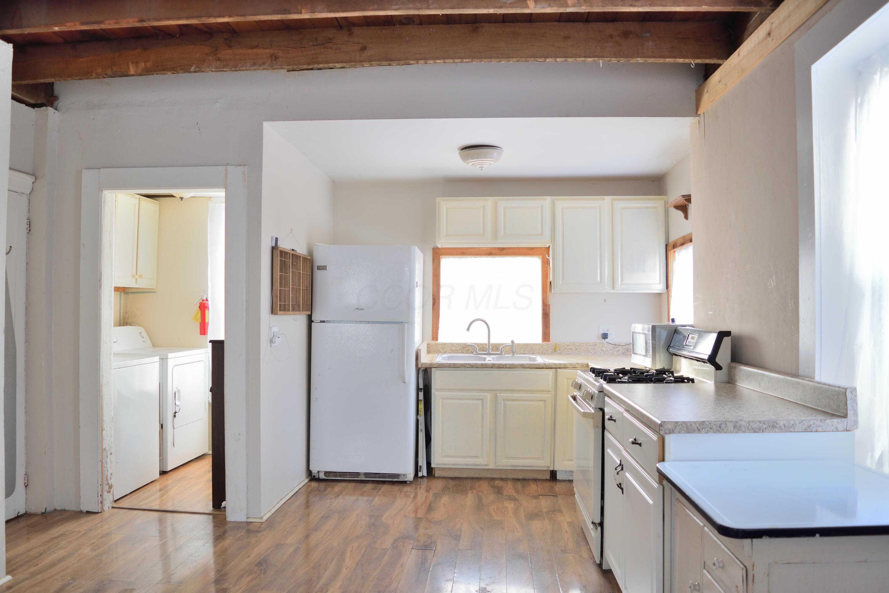 195 N Walnut Street Property Photo 3