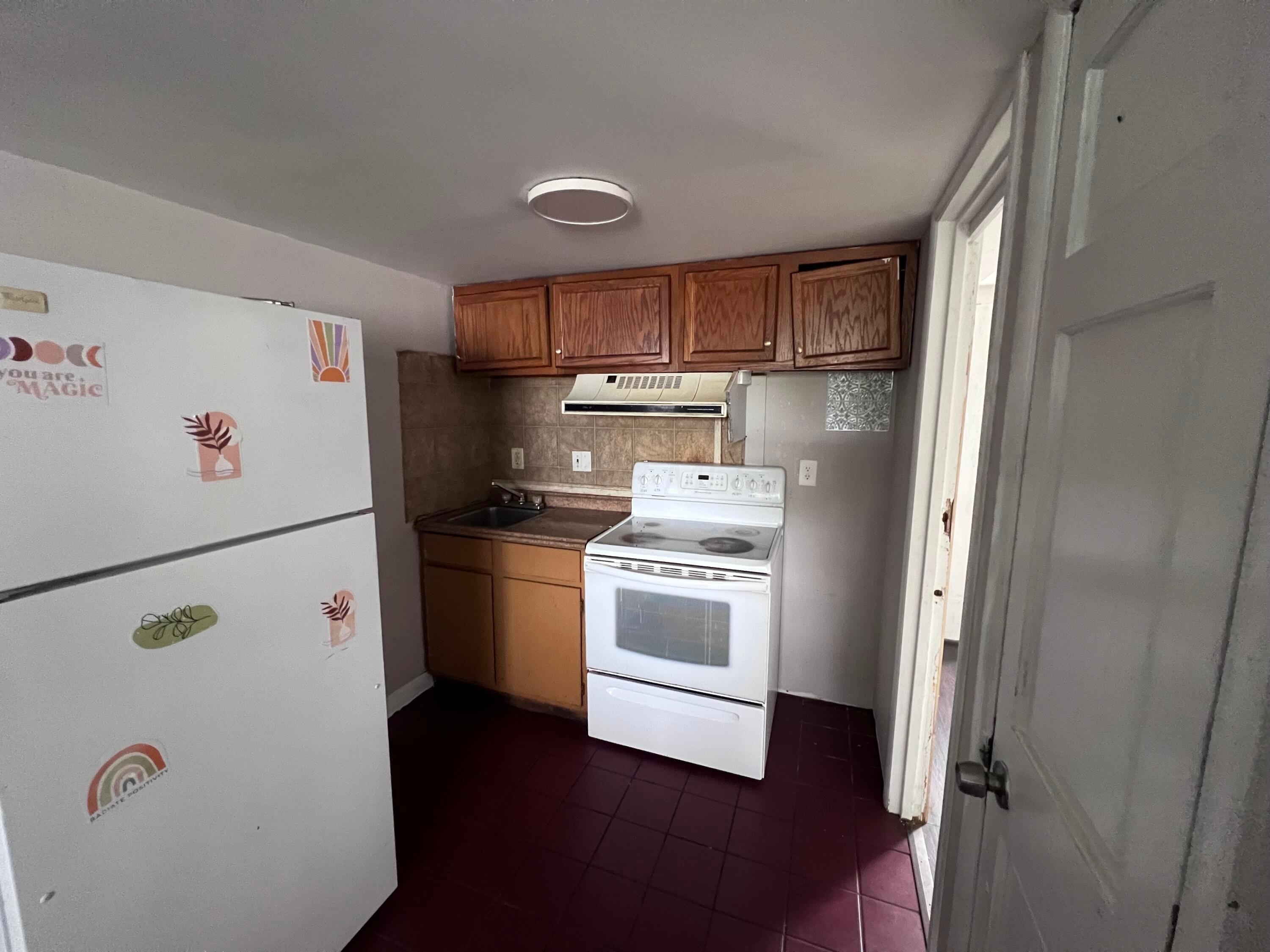 3295 Sullivant Avenue, N Property Photo 5