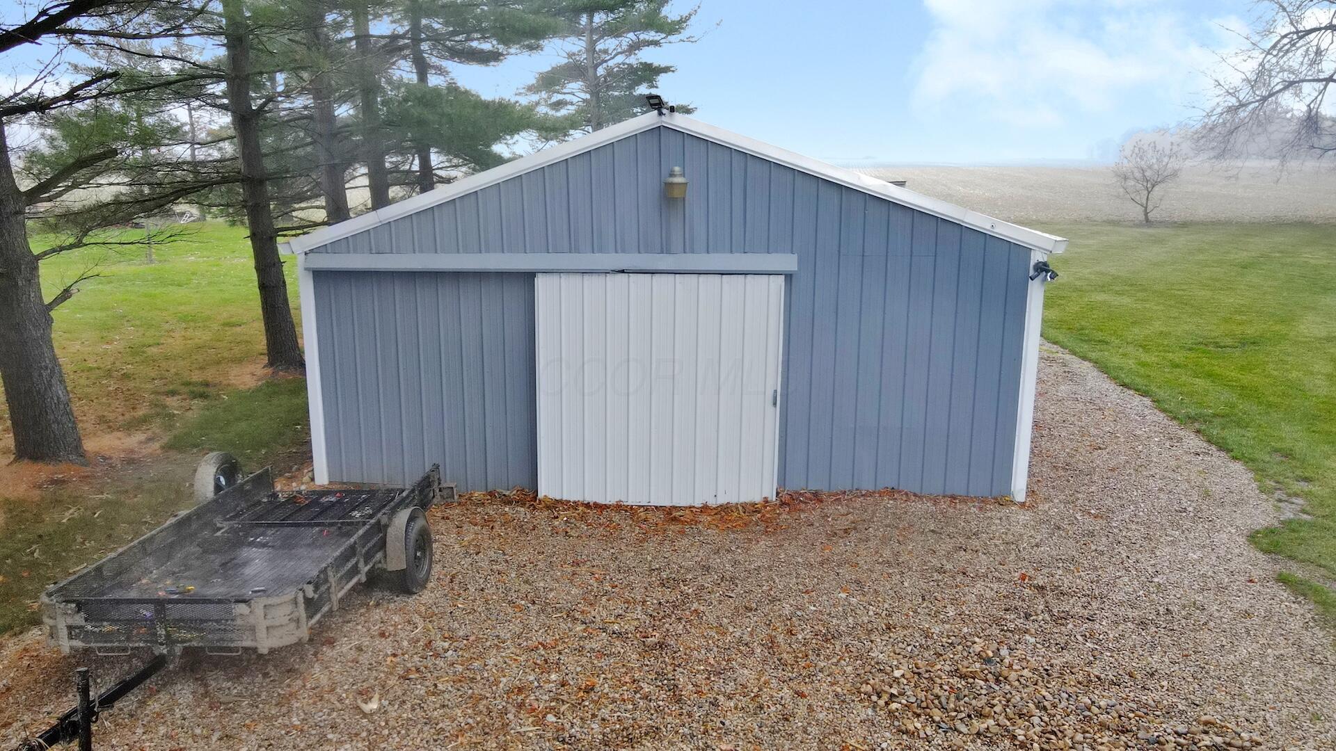 5033 Crestline Road Property Photo 5